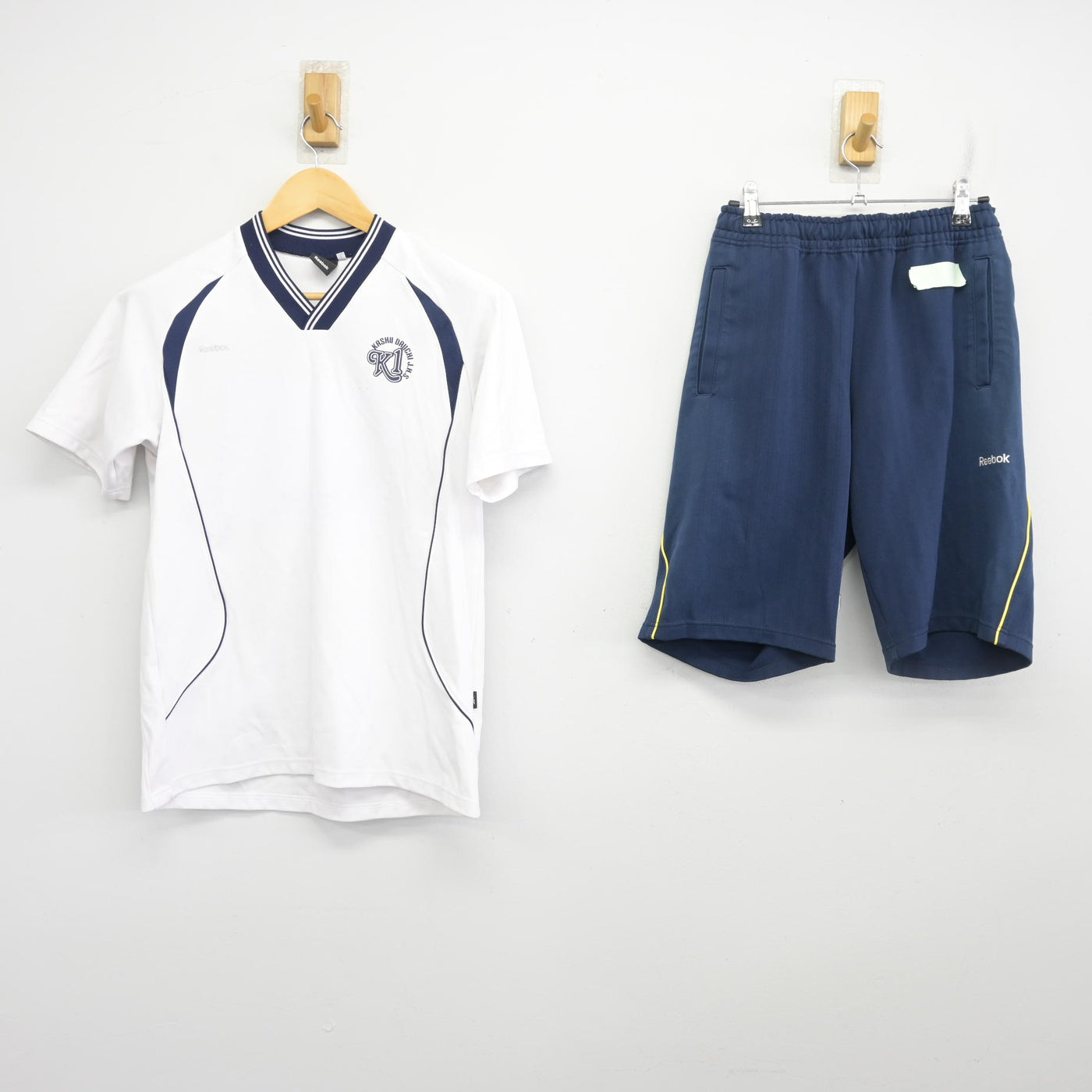 【中古】福岡県 香椎第一中学校 女子制服 2点 (体操服 上・体操服 下) sf098521
