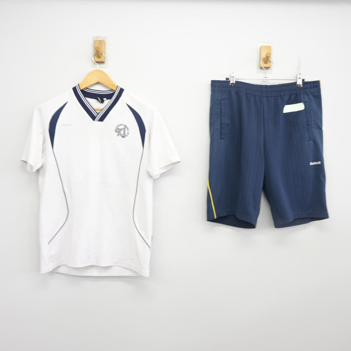 【中古】福岡県 香椎第一中学校 女子制服 2点 (体操服 上・体操服 下) sf098522