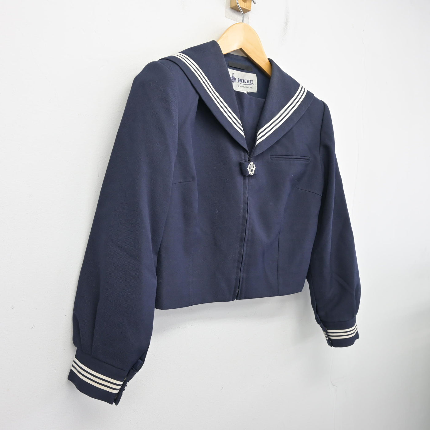 【中古】埼玉県 元郷中学校 女子制服 1点 (セーラー服) sf098615