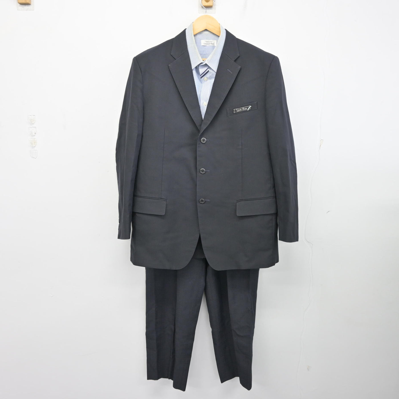 【中古】茨城県 結城第一高等学校 男子制服 3点 (ブレザー・シャツ・ズボン) sf098632