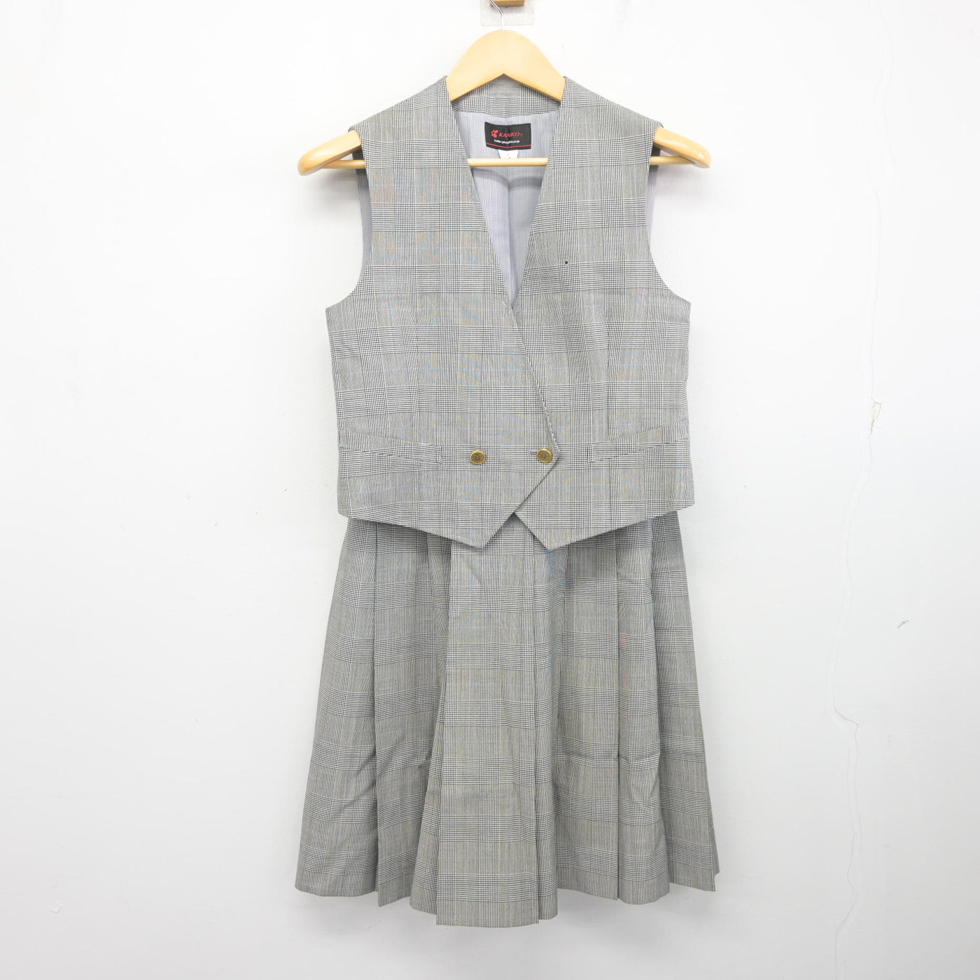 【中古】千葉県 千城台高等学校 女子制服 2点 (ベスト・スカート) sf098648