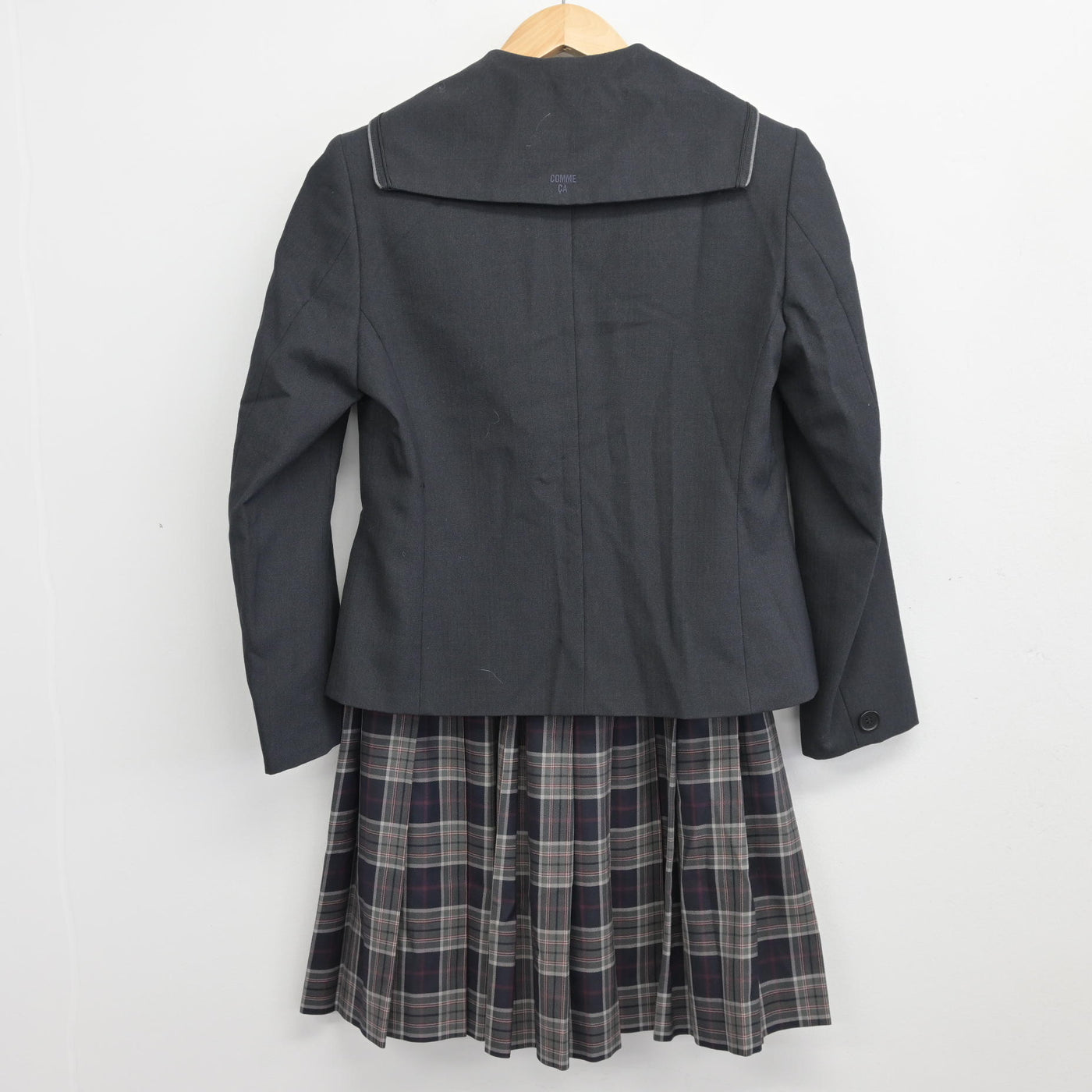 【中古】北海道 札幌光星高等学校 女子制服 4点 (ブレザー・ニットベスト・スカート) sf098755