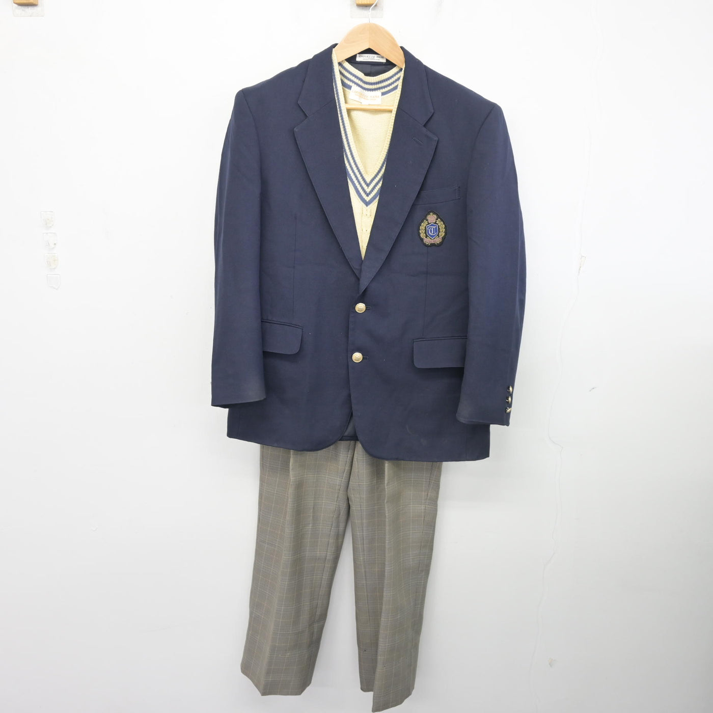 【中古】大阪府 登美丘高等学校 男子制服 3点 (ブレザー・ニットベスト・ズボン) sf098762