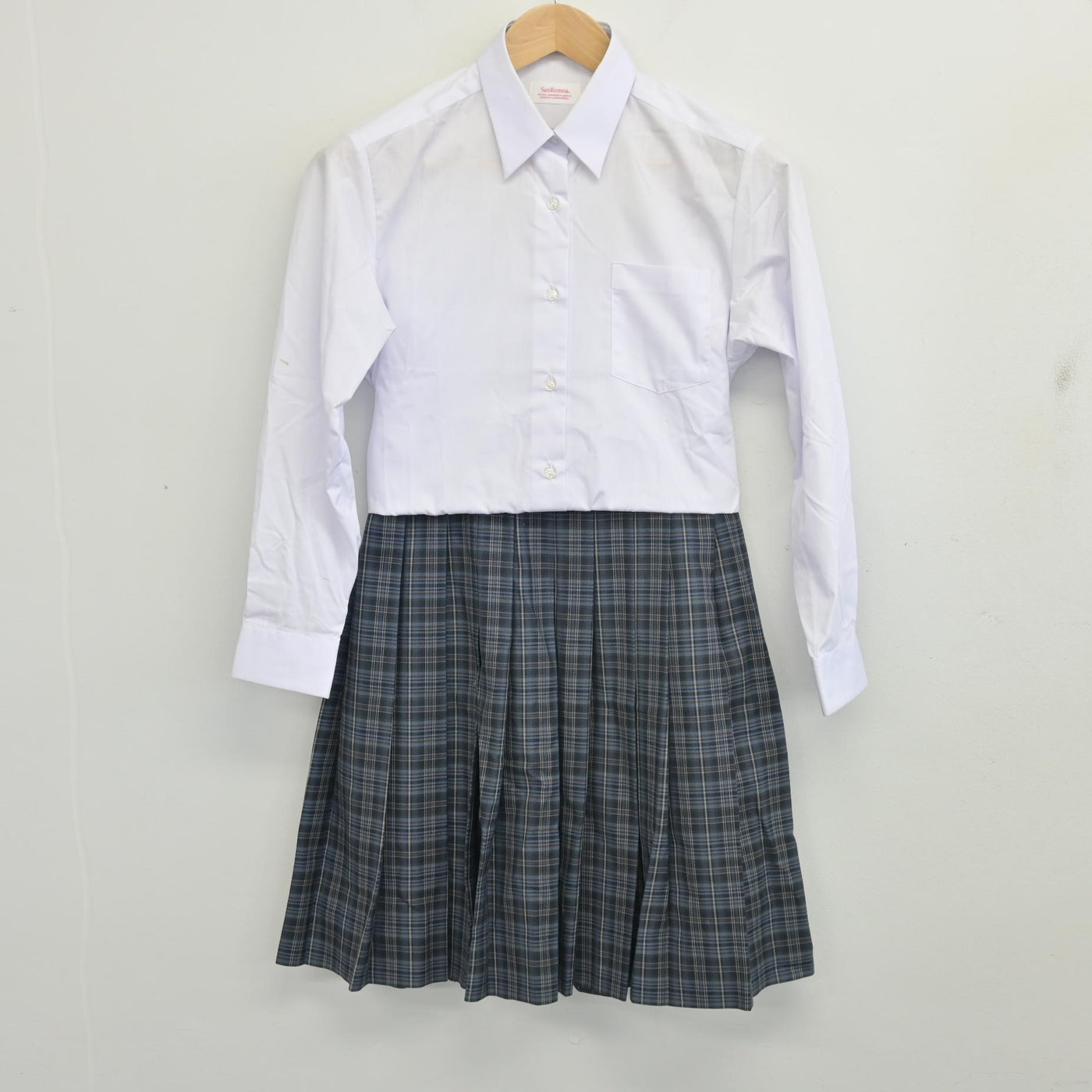 【中古】東京都 尾山台中学校 女子制服 3点 (ブレザー・シャツ・スカート) sf098763