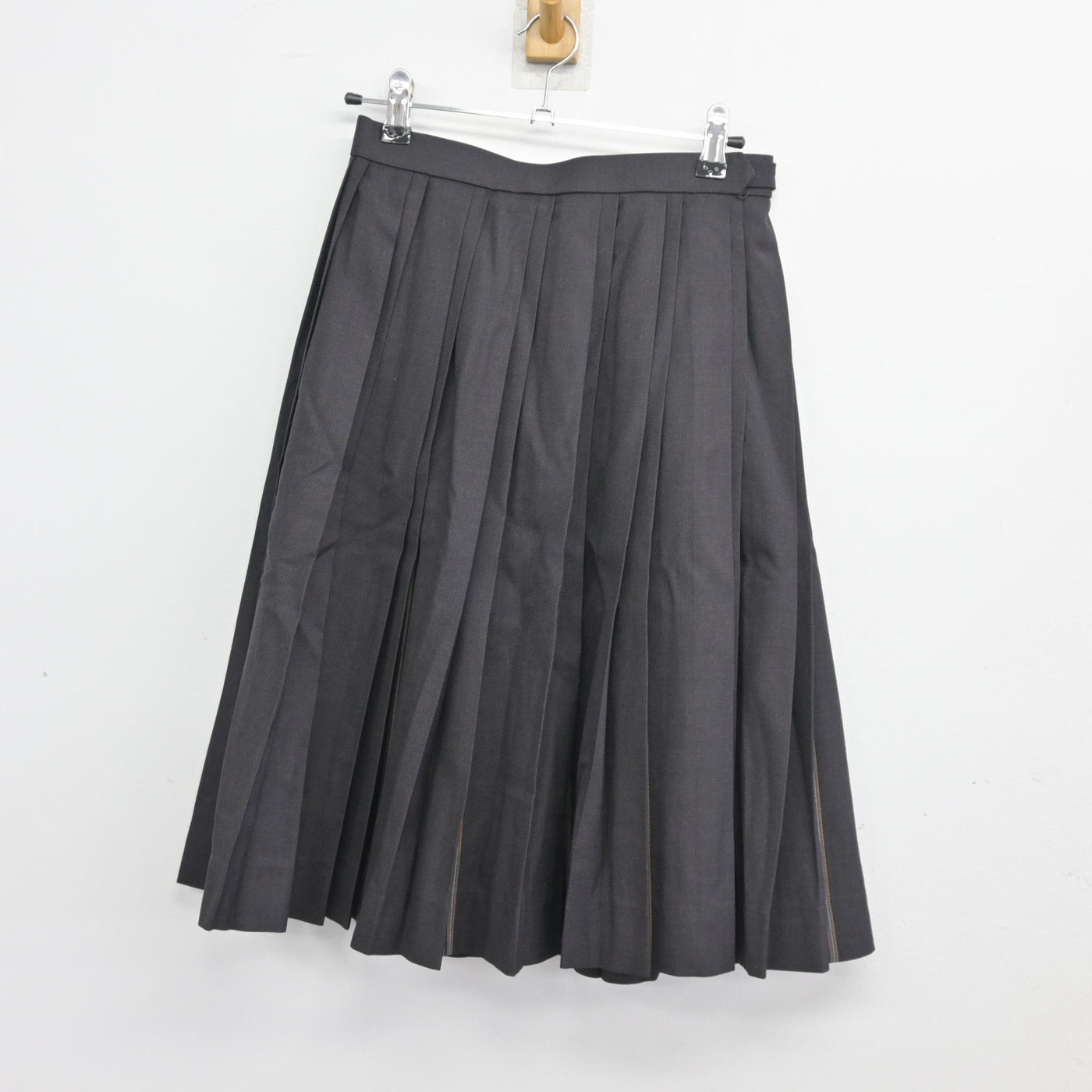 【中古】広島県 崇徳高等学校 女子制服 4点 (ブレザー・シャツ・スカート) sf098768