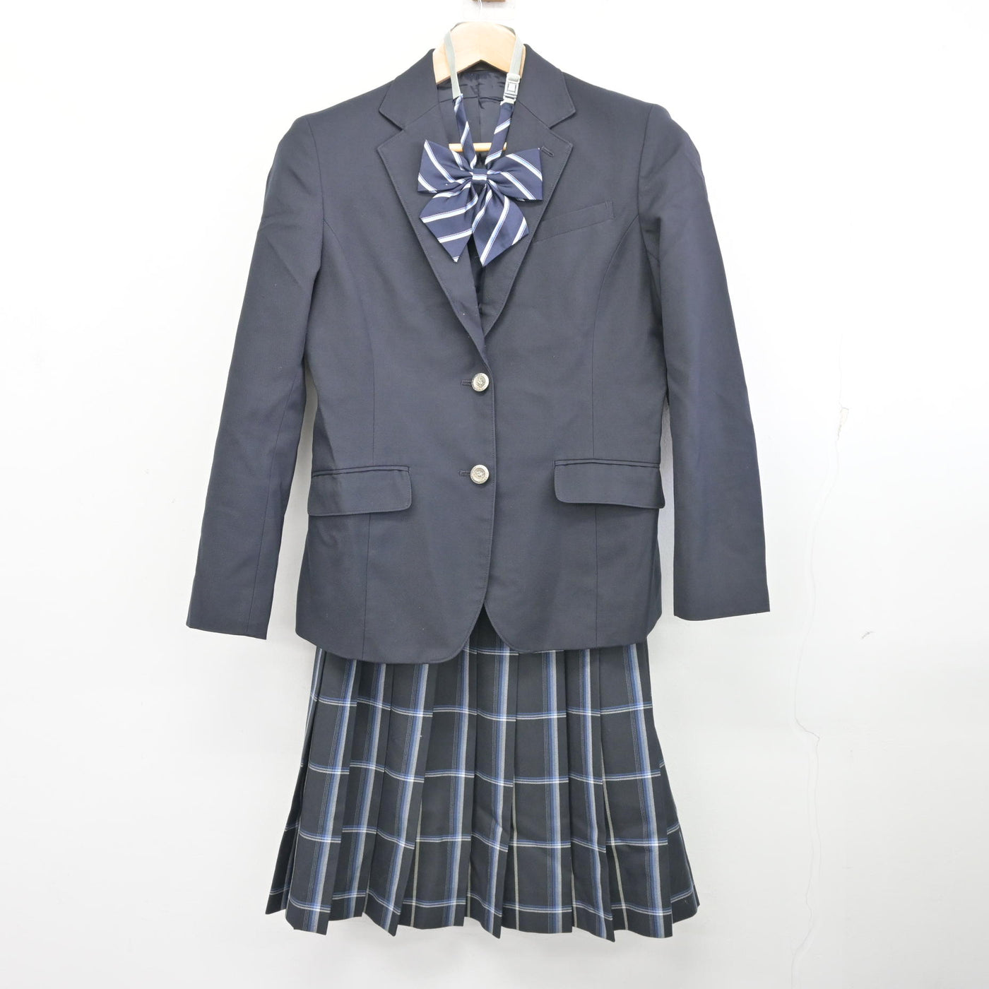 【中古】神奈川県 寒川高等学校 女子制服 4点 (ブレザー・ニットベスト・スカート) sf098802