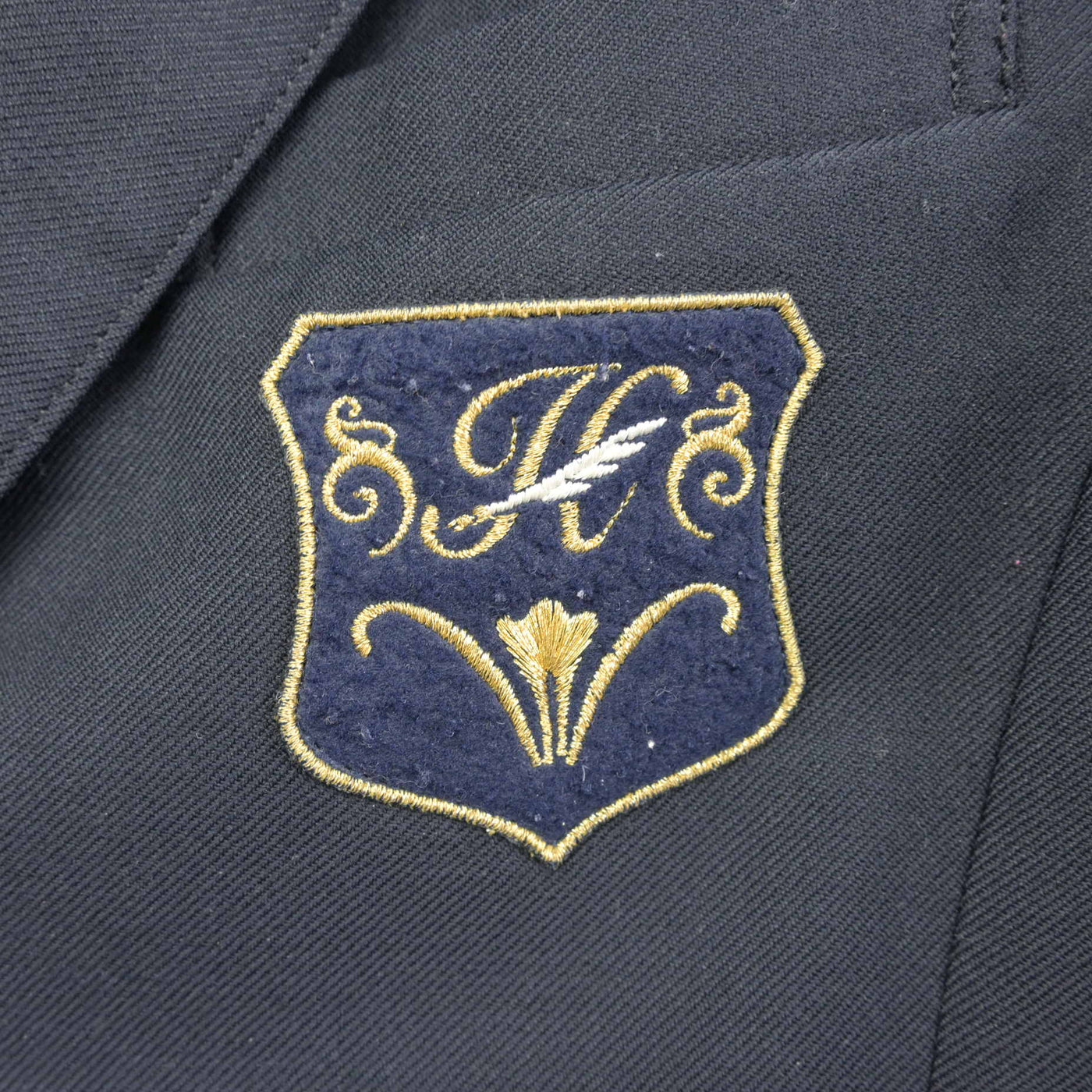 【中古】神奈川県 白鵬女子高等学校 女子制服 4点 (ブレザー・シャツ・スカート) sf098805