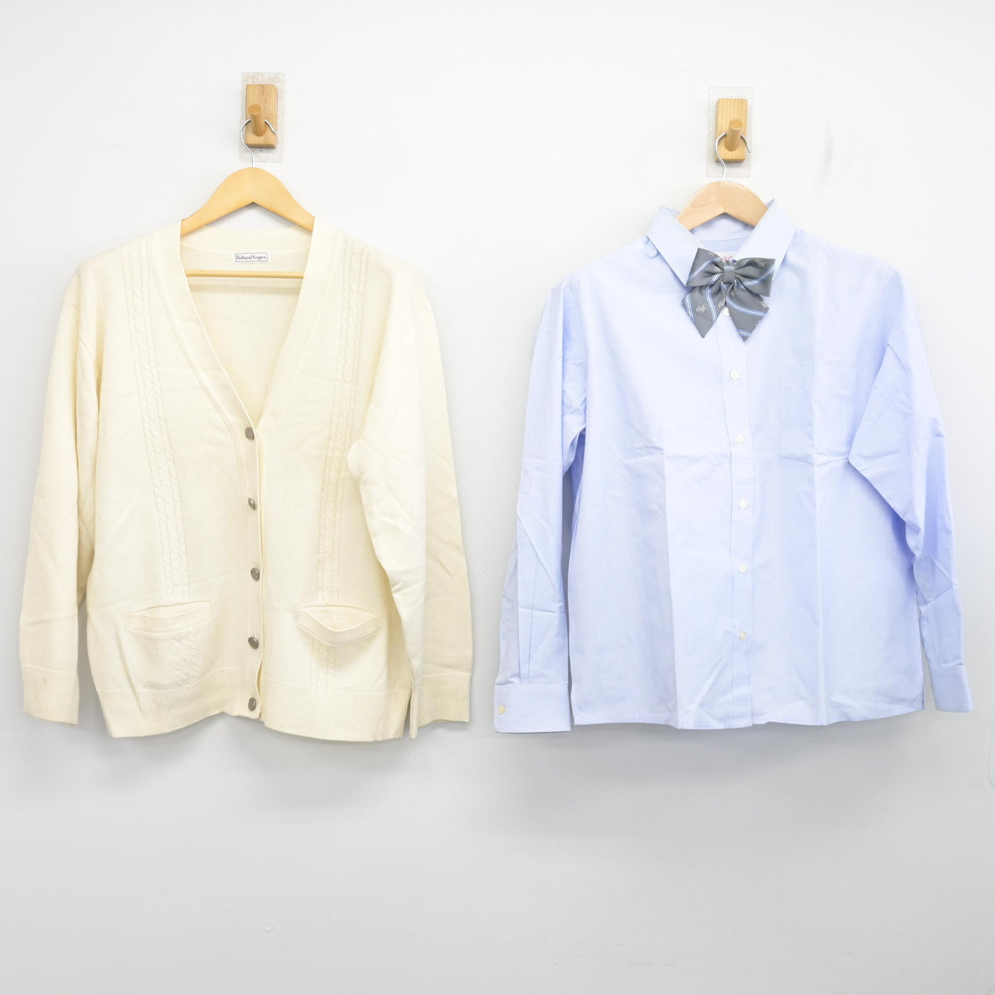 【中古】東京都 東京家政学院高等学校 女子制服 3点 (ニット・シャツ) sf098818
