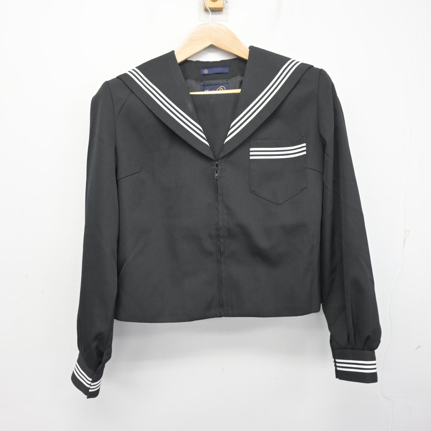 【中古】愛媛県 川之江南中学校 女子制服 2点 (セーラー服・スカート) sf098866
