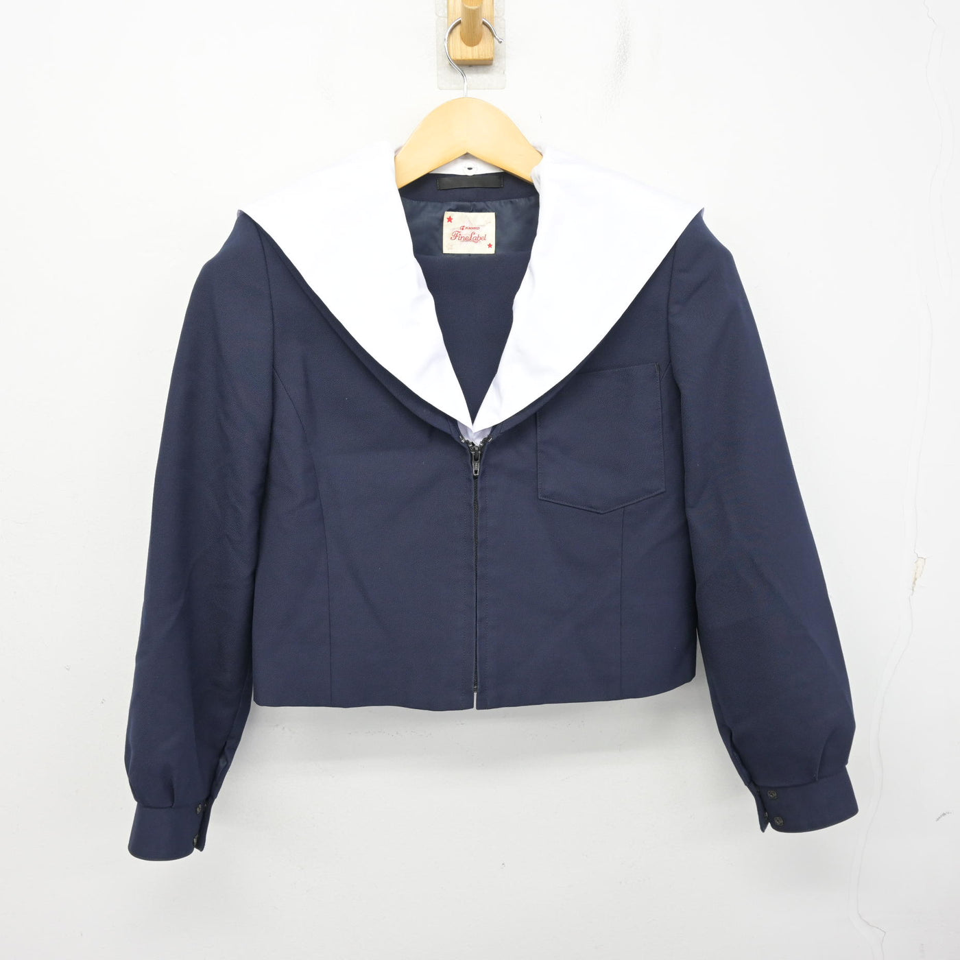 【中古】愛知県 大府北中学校 女子制服 2点 (セーラー服・スカート) sf098898