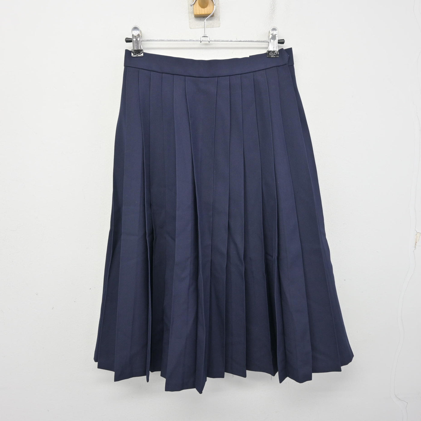 【中古】愛知県 大府北中学校 女子制服 2点 (セーラー服・スカート) sf098898