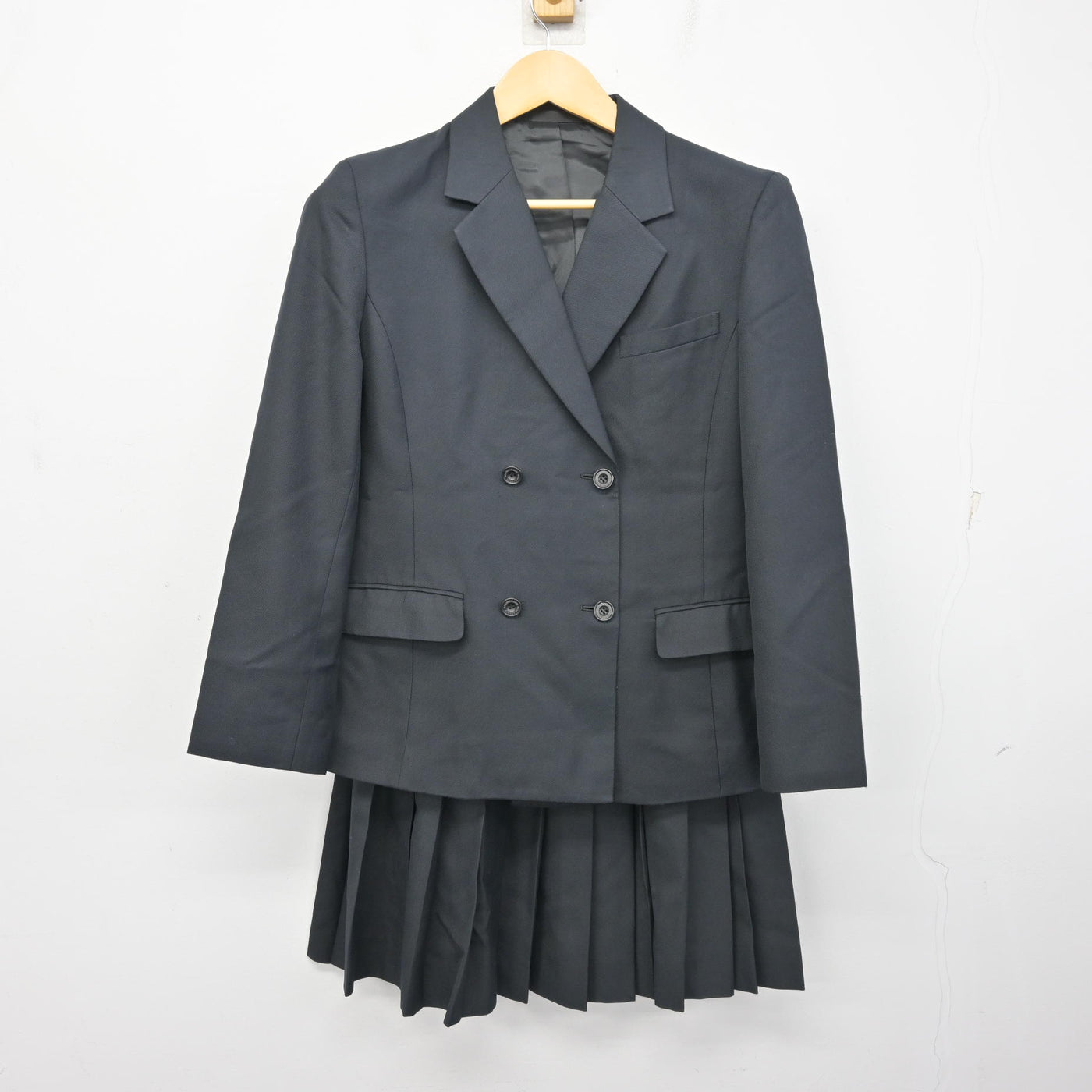 【中古】新潟県 三条東高等学校 女子制服 3点 (ブレザー・スカート・スカート) sf098907