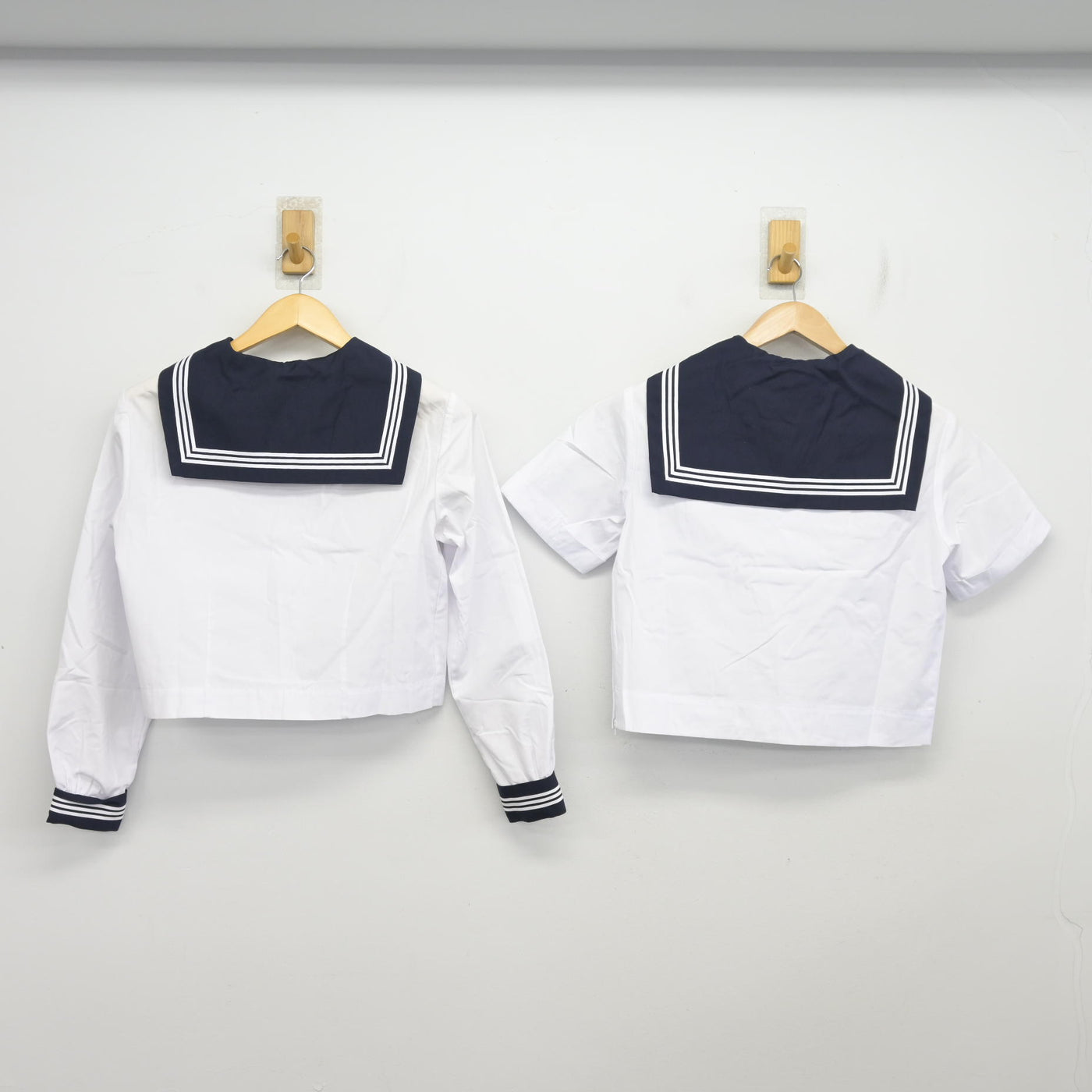【中古】東京都 駒場高等学校 女子制服 4点 (セーラー服・セーラー服・スカート) sf098946