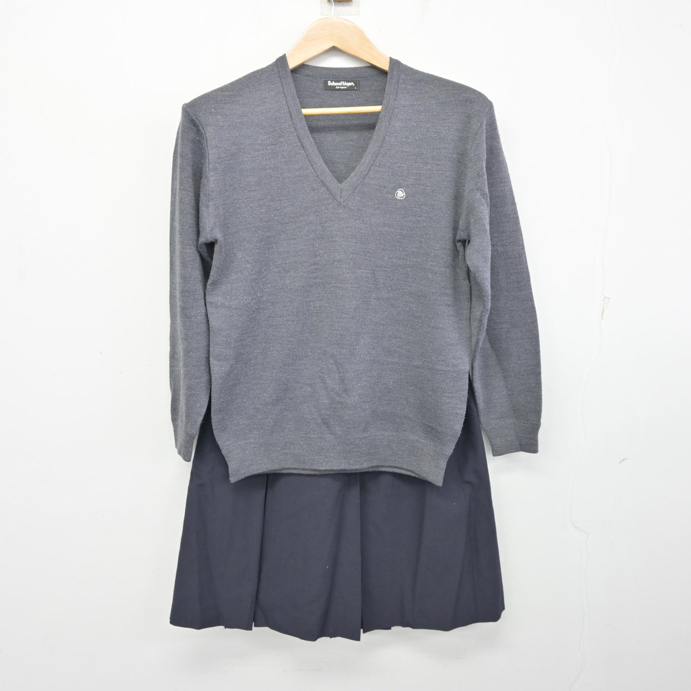 セーター 新津高校 新潟県立新津 新津高校 制服 セーター 本学で研究を行ってきた新津高等学校生徒が日本薬学会第137年会 仙台 で研究成果を発表しました