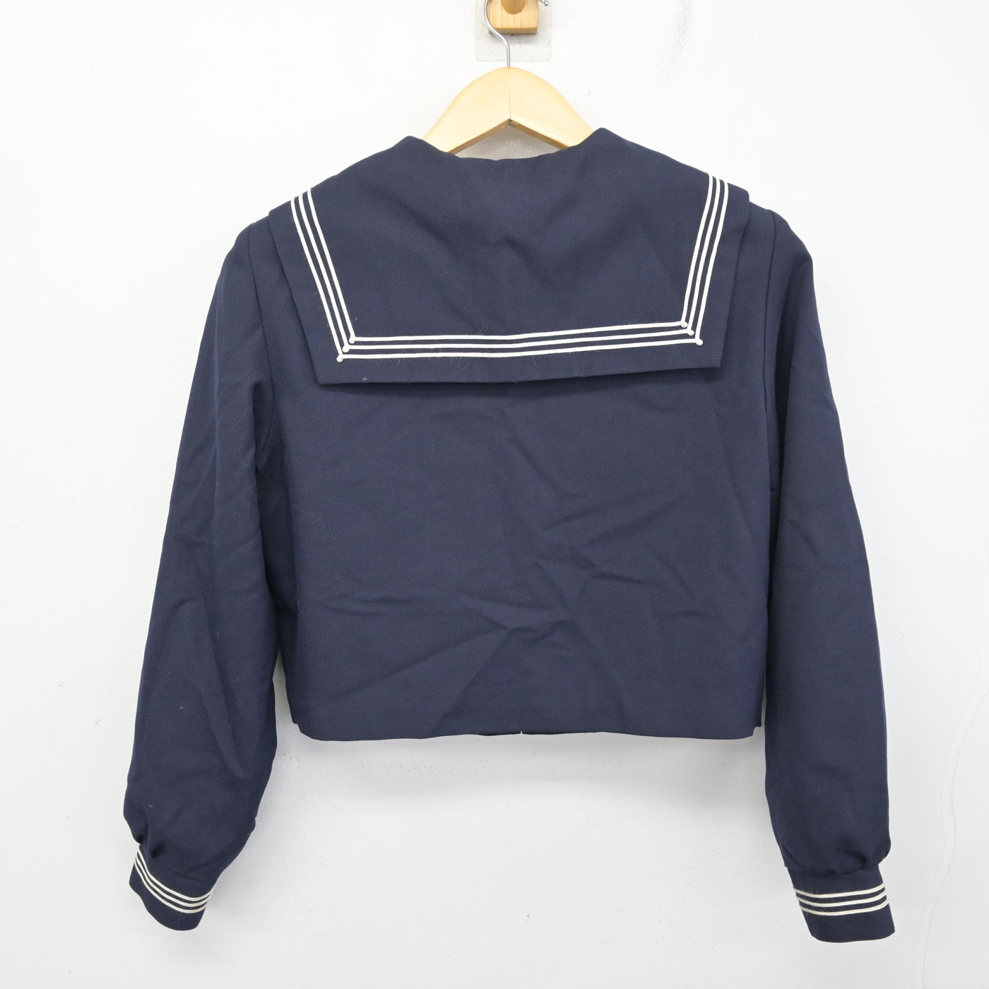 【中古】愛知県 名古屋市立丸の内中学校 女子制服 3点 (セーラー服・スカート) sf098979