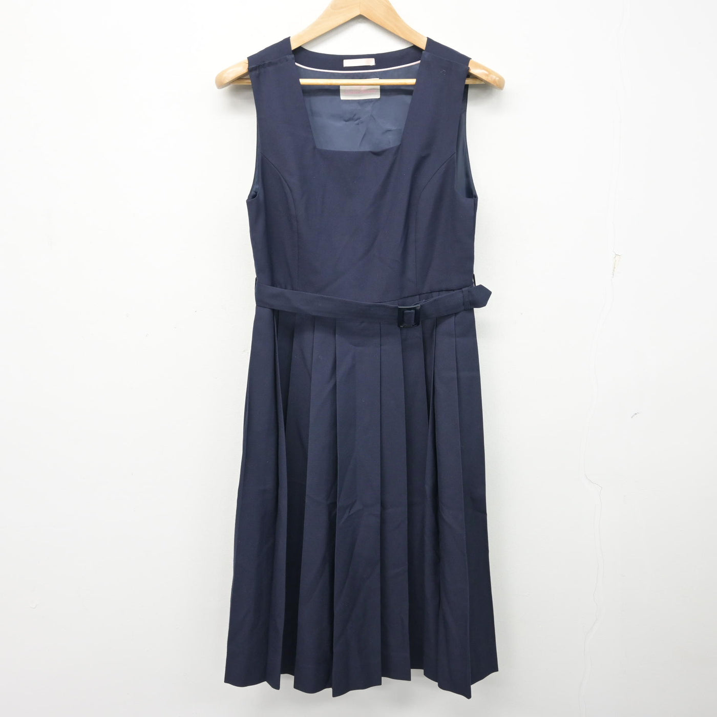 【中古】福岡県 引野中学校/旧制服 女子制服 3点 (セーラー服・ジャンパースカート) sf098989