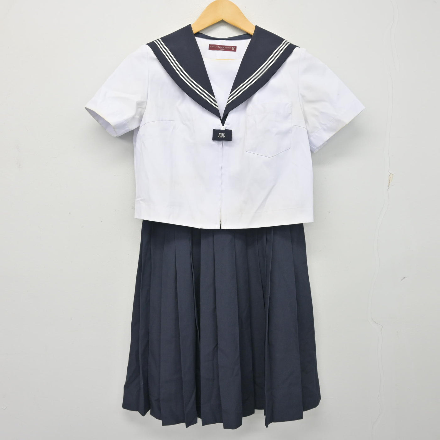 【中古】愛知県 丸の内中学校 女子制服 3点 (セーラー服・スカート) sf099004