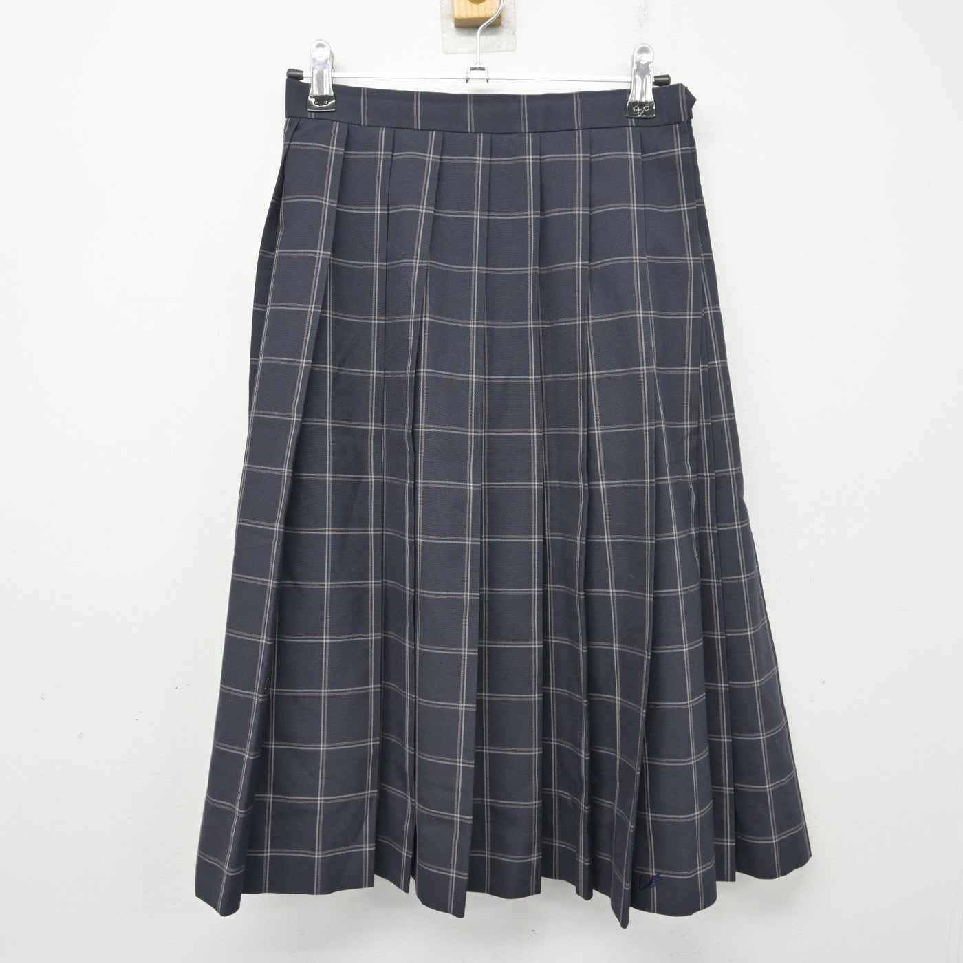 【中古】 学校名不明 女子制服 2点 (スカート・スカート) sf099042