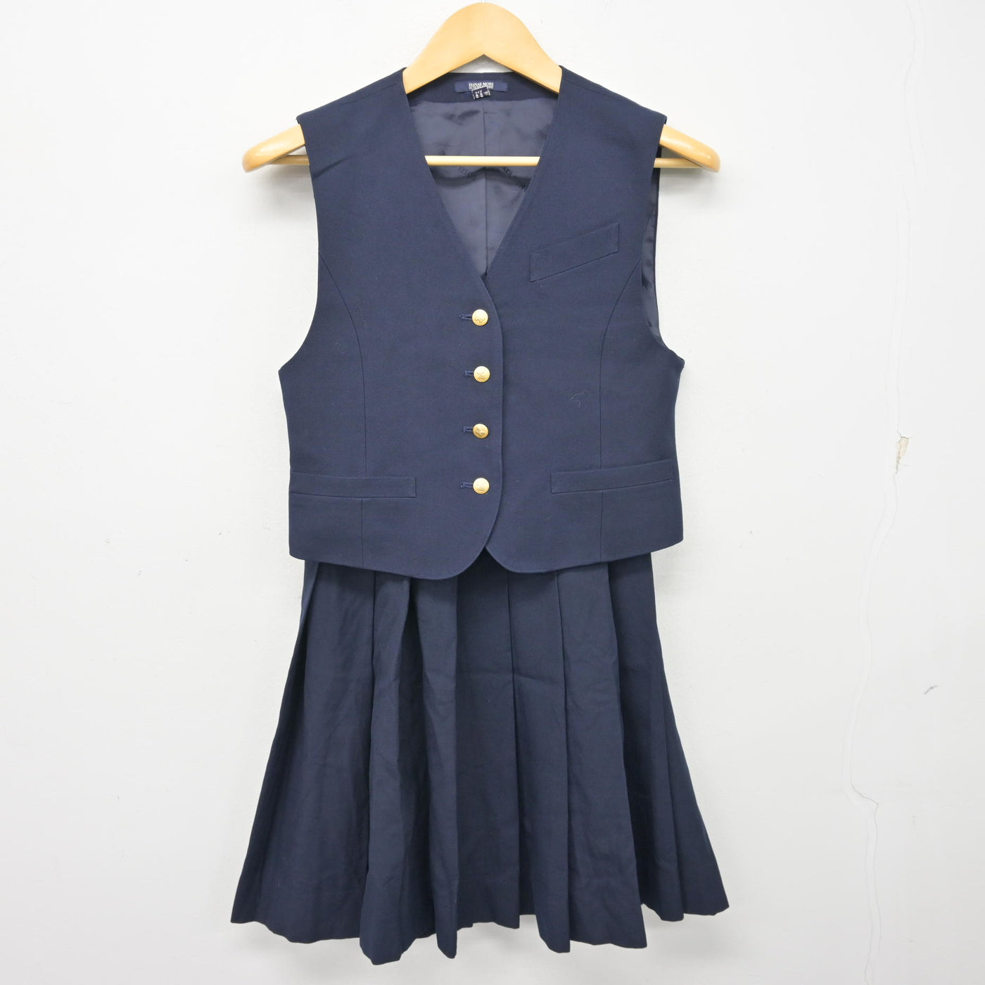 【中古】埼玉県 越谷南高等学校 女子制服 4点 (ブレザー・ベスト・スカート) sf099053