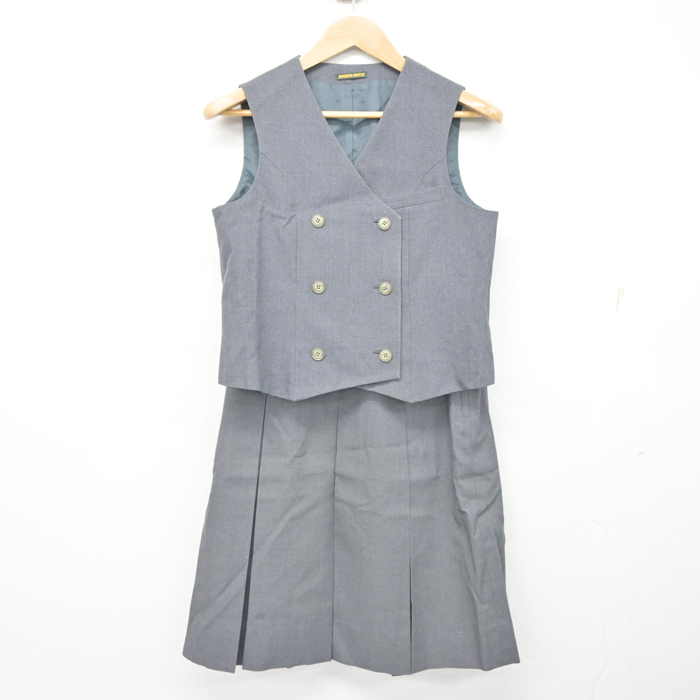 【中古】埼玉県  埼玉大学教育学部附属中学校 女子制服 4点 (ブレザー・ベスト・スカート) sf099064
