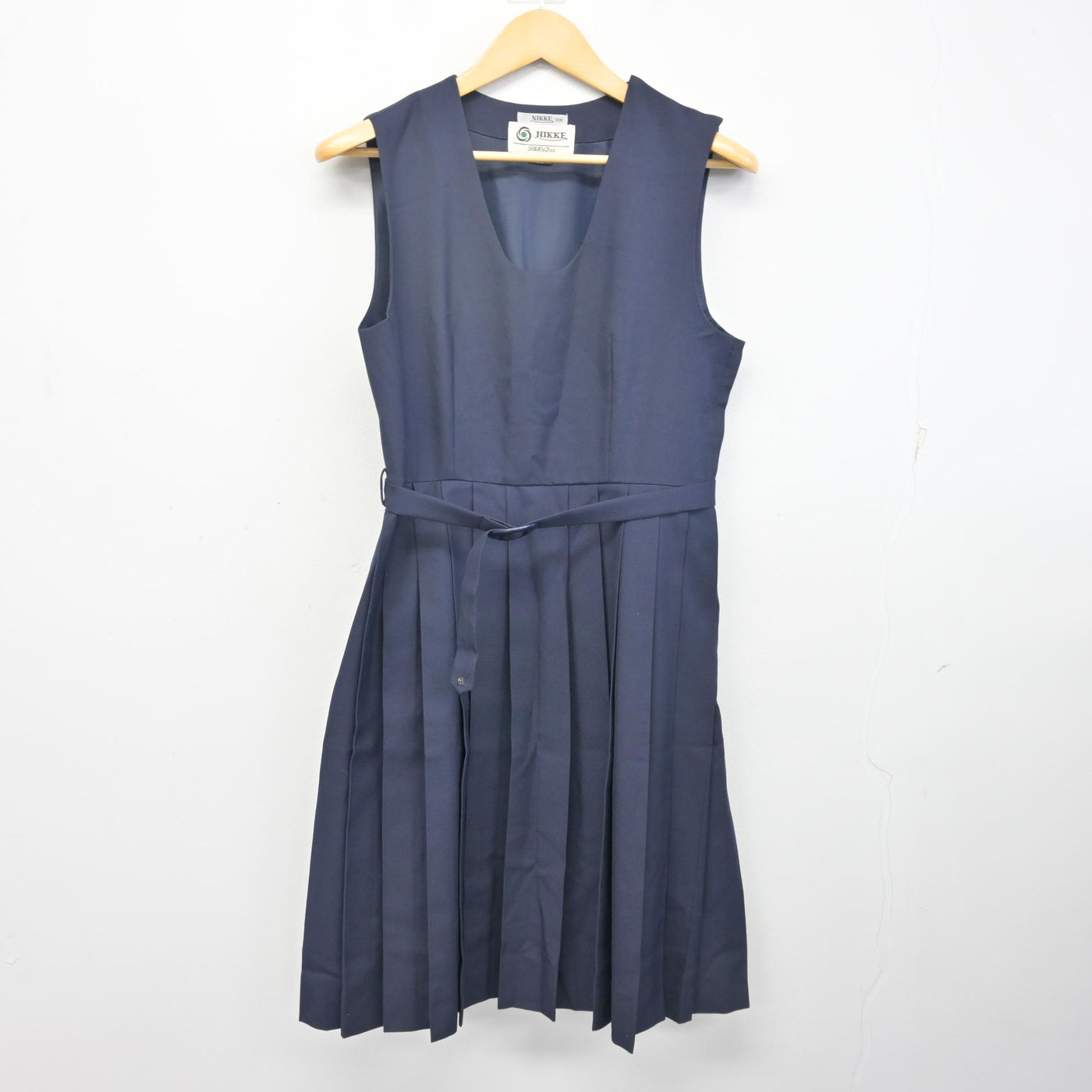 【中古】 千葉県 八木が谷中学校 女子制服 5点 (セーラー服・ジャンパースカート・その他アイテム) sf099083