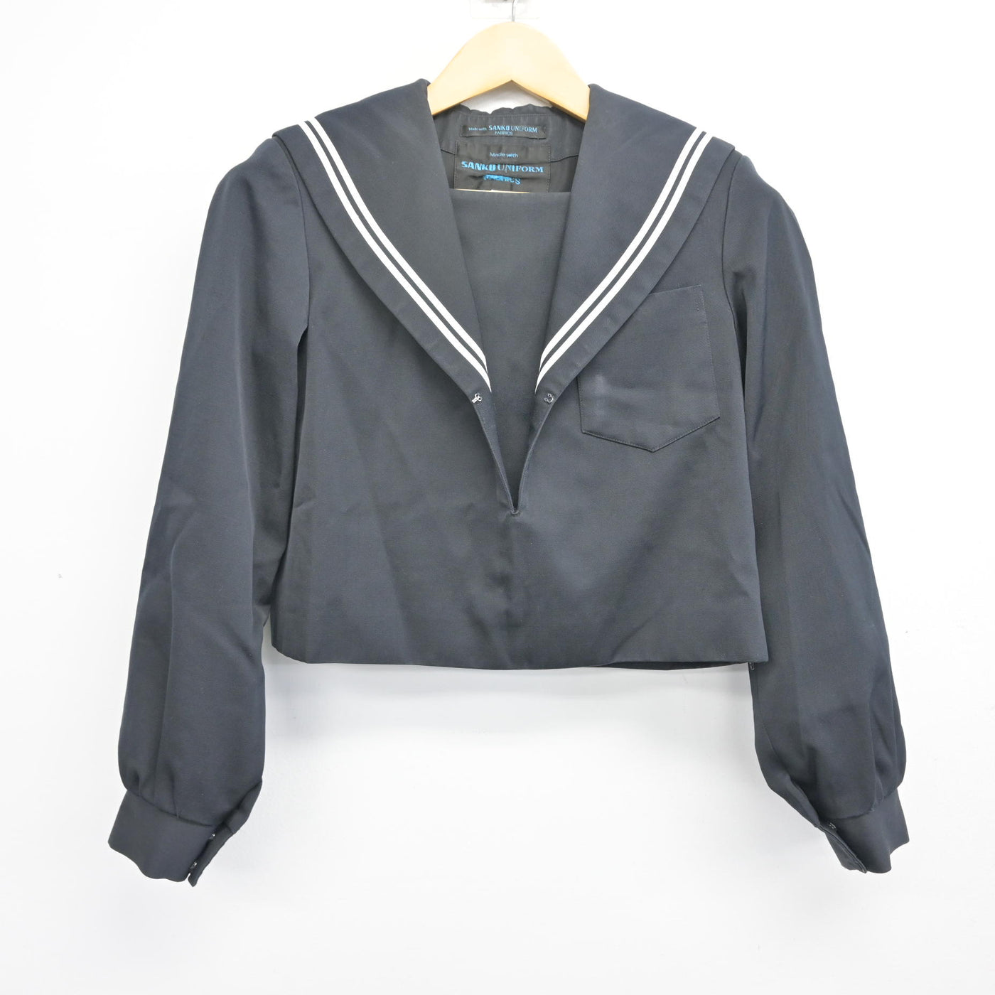 【中古】愛知県 幡豆中学校 女子制服 2点 (セーラー服・スカート) sf099093