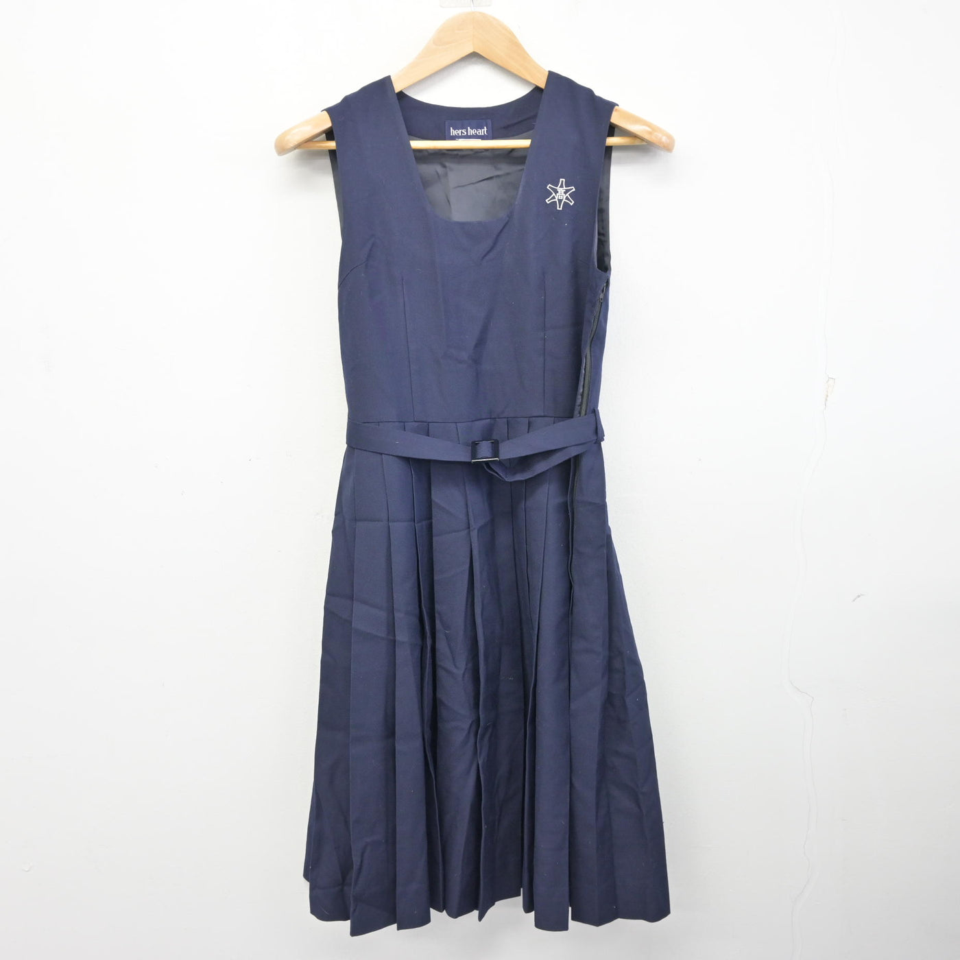 【中古】福岡県 京都高等学校 女子制服 4点 (セーラー服・ジャンパースカート) sf099143