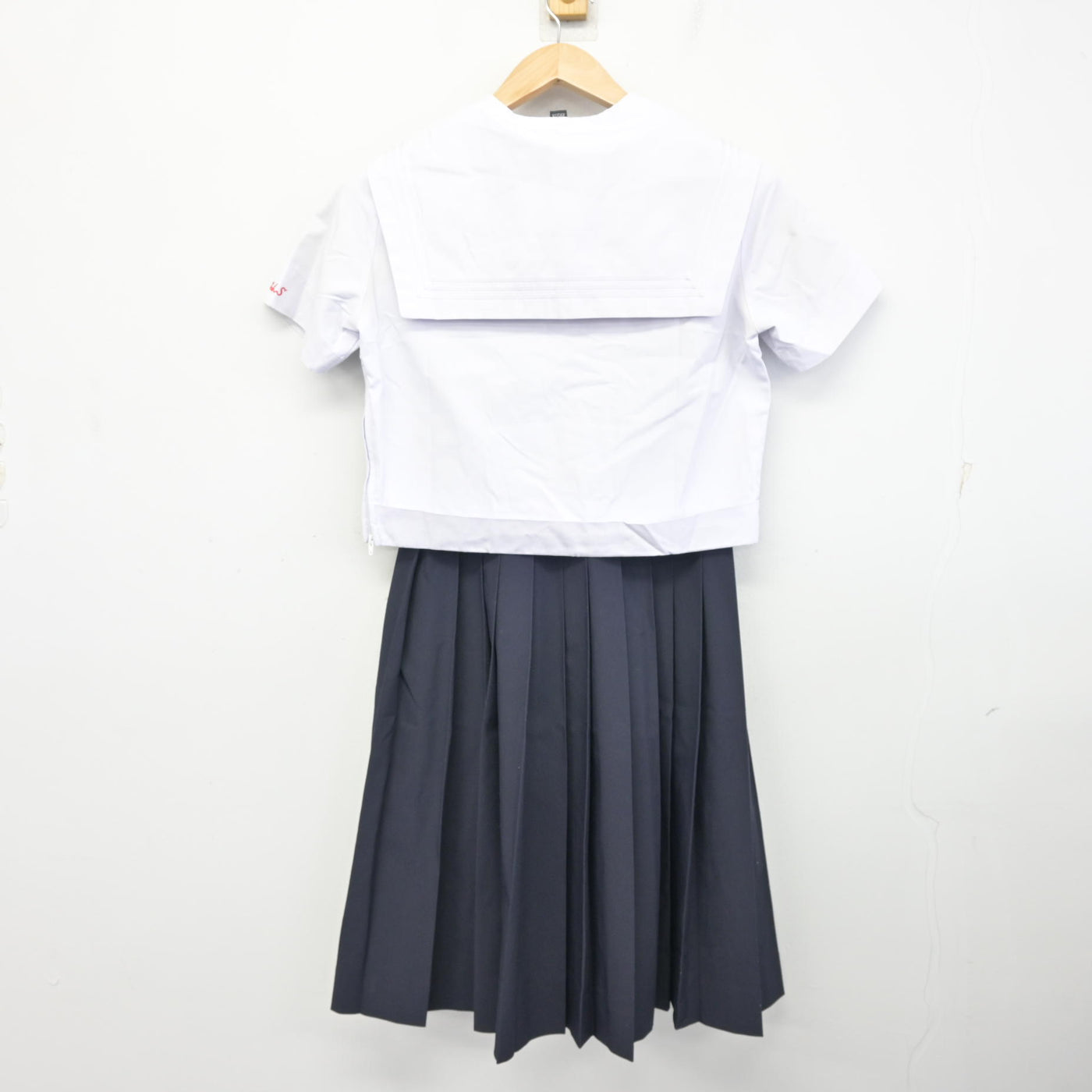 【中古】福岡県 京都高等学校 女子制服 4点 (セーラー服・スカート) sf099144
