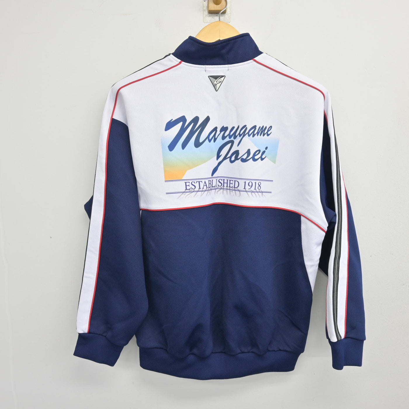 【中古】香川県 丸亀城西高等学校 女子制服 3点 (ジャージ 上・体操服 上・ジャージ 下) sf099157