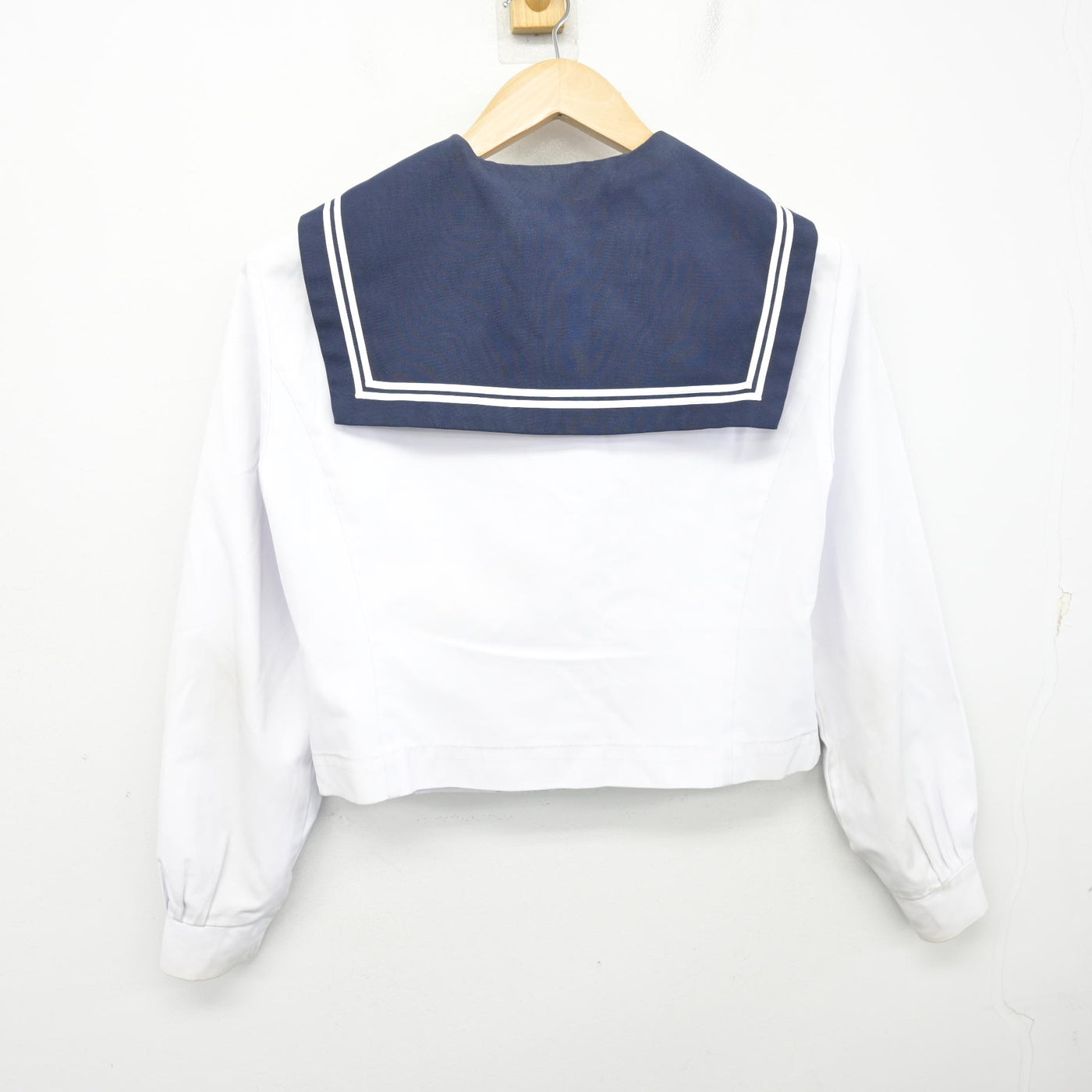 【中古】愛知県 横須賀中学校 女子制服 2点 (セーラー服・スカート) sf099181