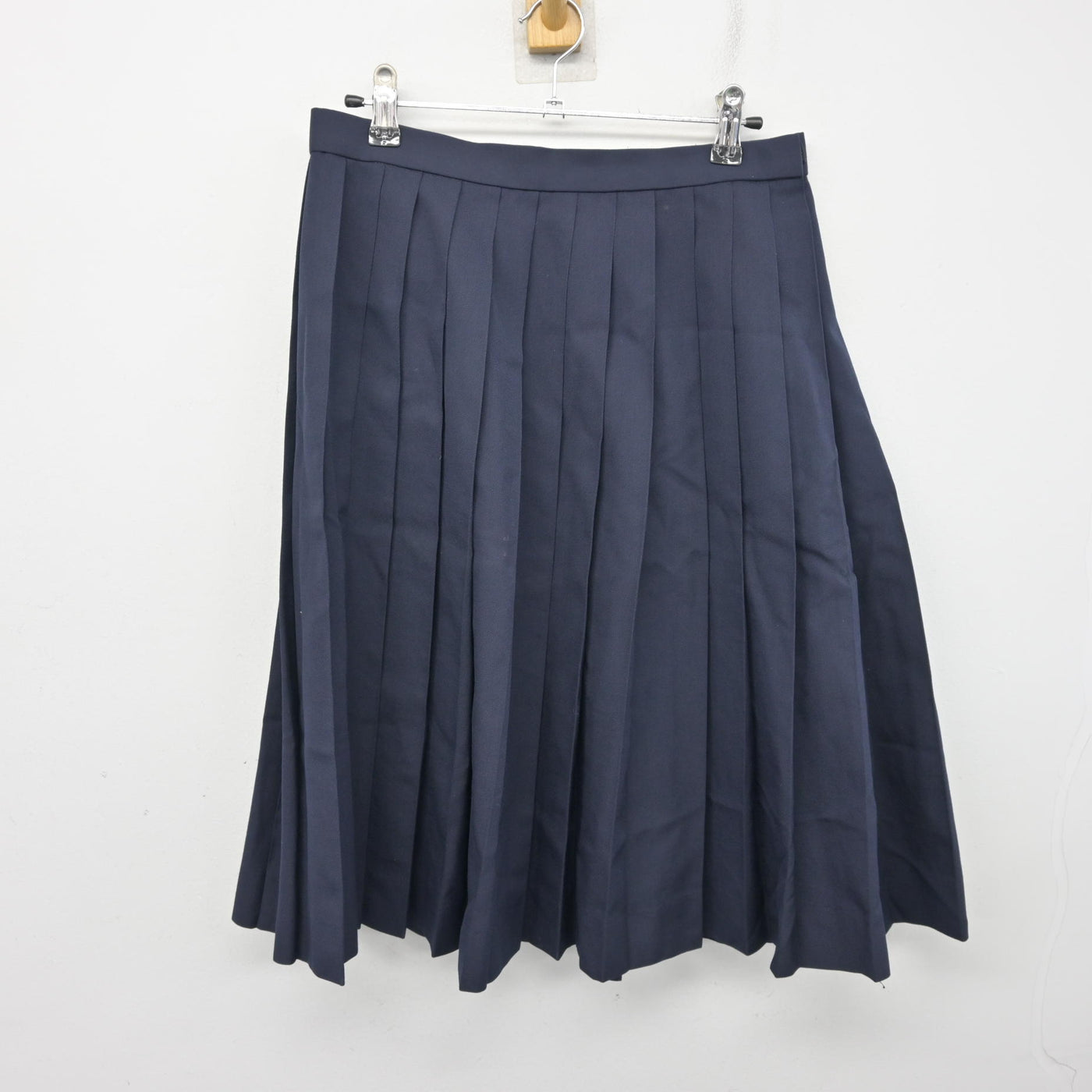 【中古】愛知県 横須賀中学校 女子制服 2点 (セーラー服・スカート) sf099181