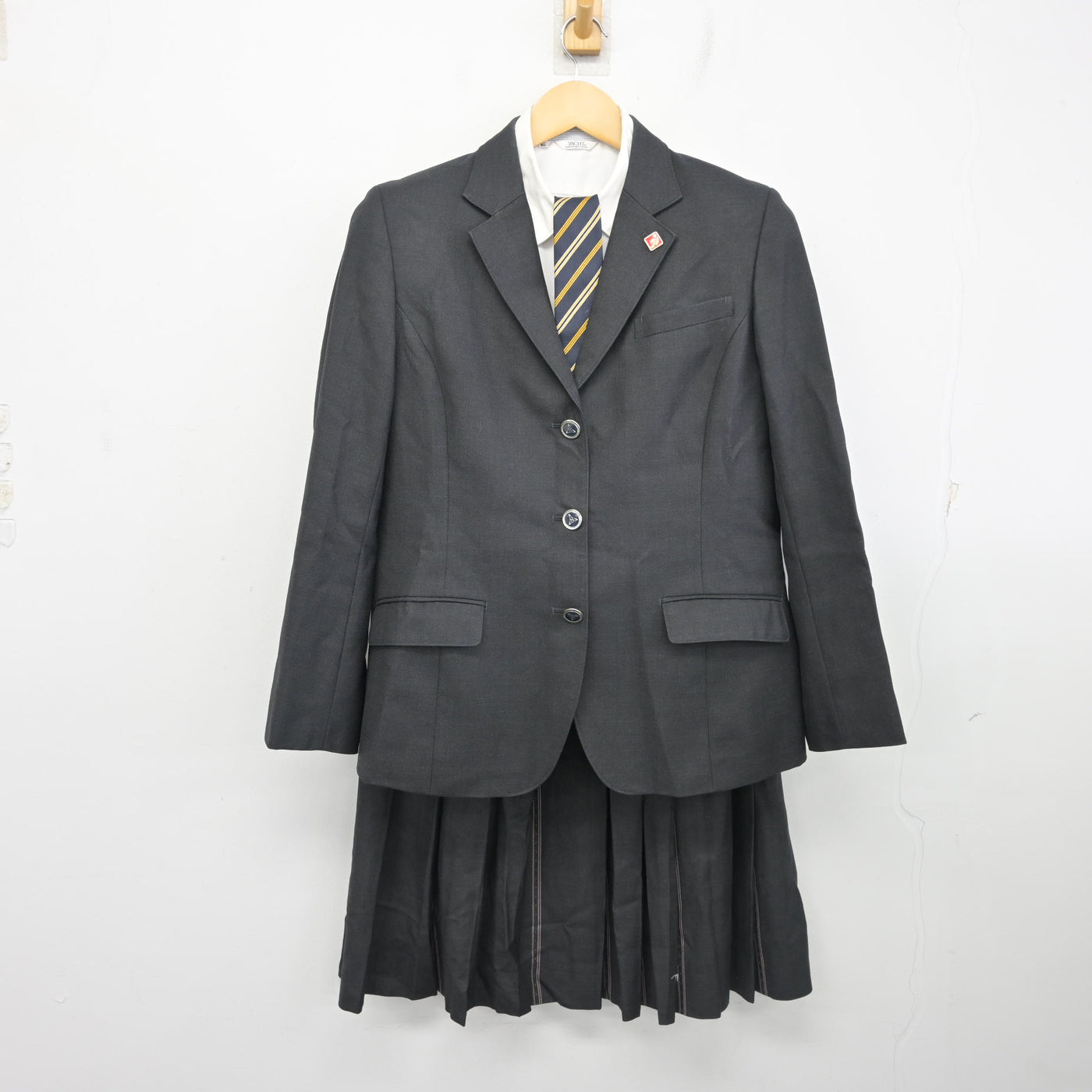 【中古】兵庫県 神港橘高等学校 女子制服 5点 (ブレザー・シャツ・スカート) sf099210