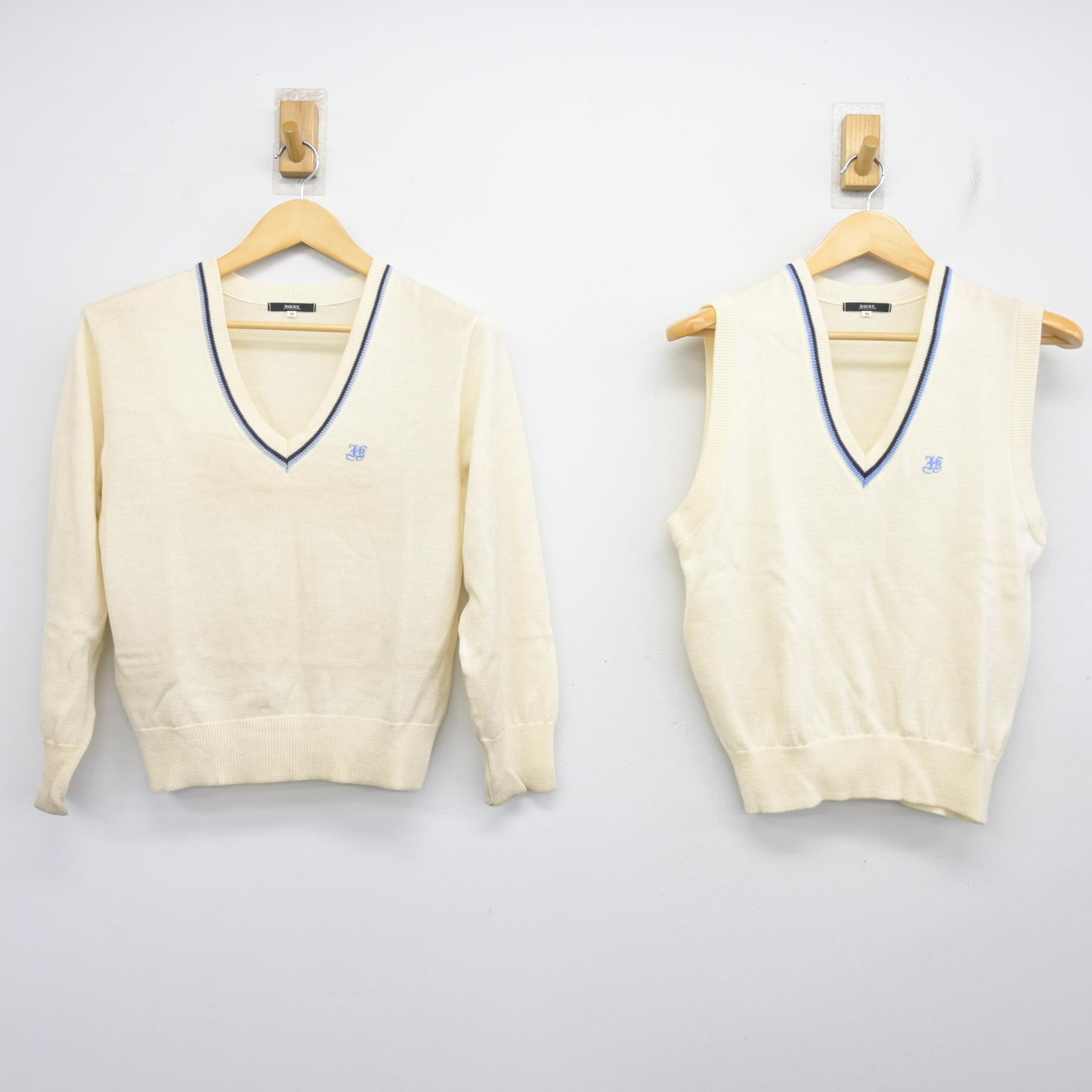 女の子　出産準備　お洋服等まとめ売り50点 中古制服】東京都 豊島岡女子学園高等学校 女子制服 4点