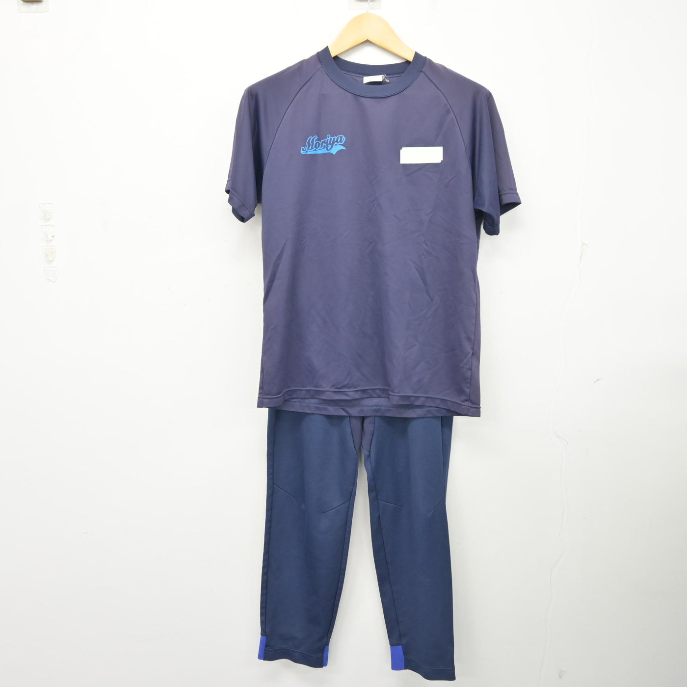 【中古】茨城県 守谷高等学校 女子制服 3点 (ジャージ 上・体操服 上・ジャージ 下) sf099511