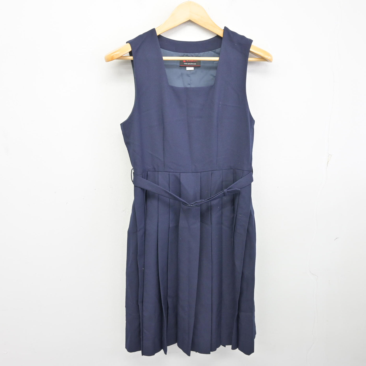 【中古】東京都 亀戸中学校 女子制服 3点 (セーラー服・ジャンパースカート) sf099568