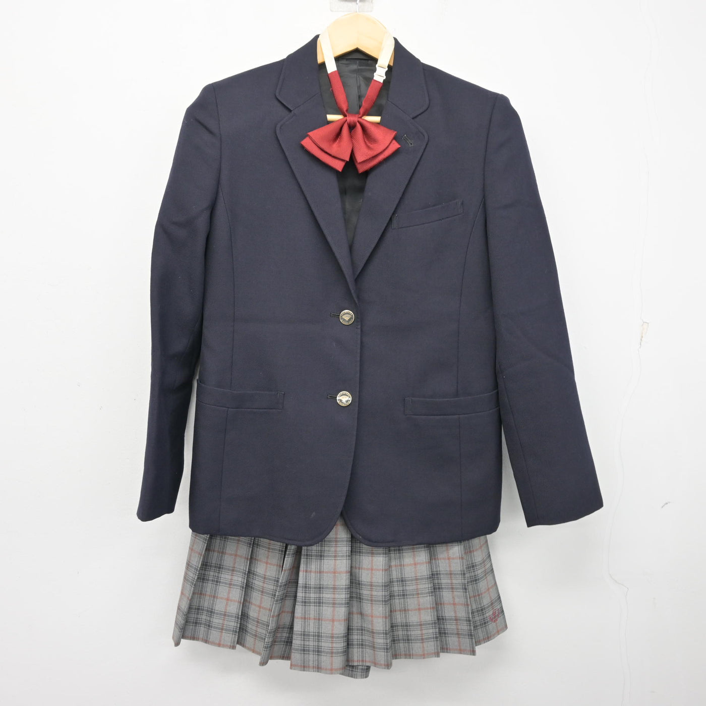 【中古】愛知県 名古屋経済大学高蔵高等学校・中学校 女子制服 4点 (ブレザー・ベスト・スカート) sf099589