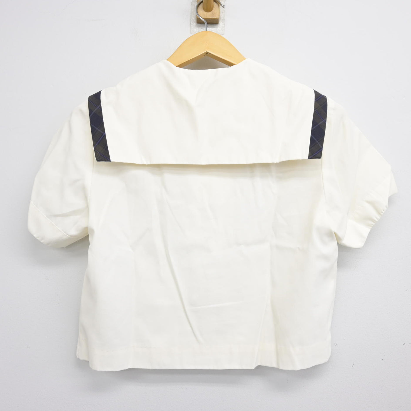 【中古】愛知県 安城生活福祉高等専修学校 女子制服 3点 (セーラー服・スカート) sf099594