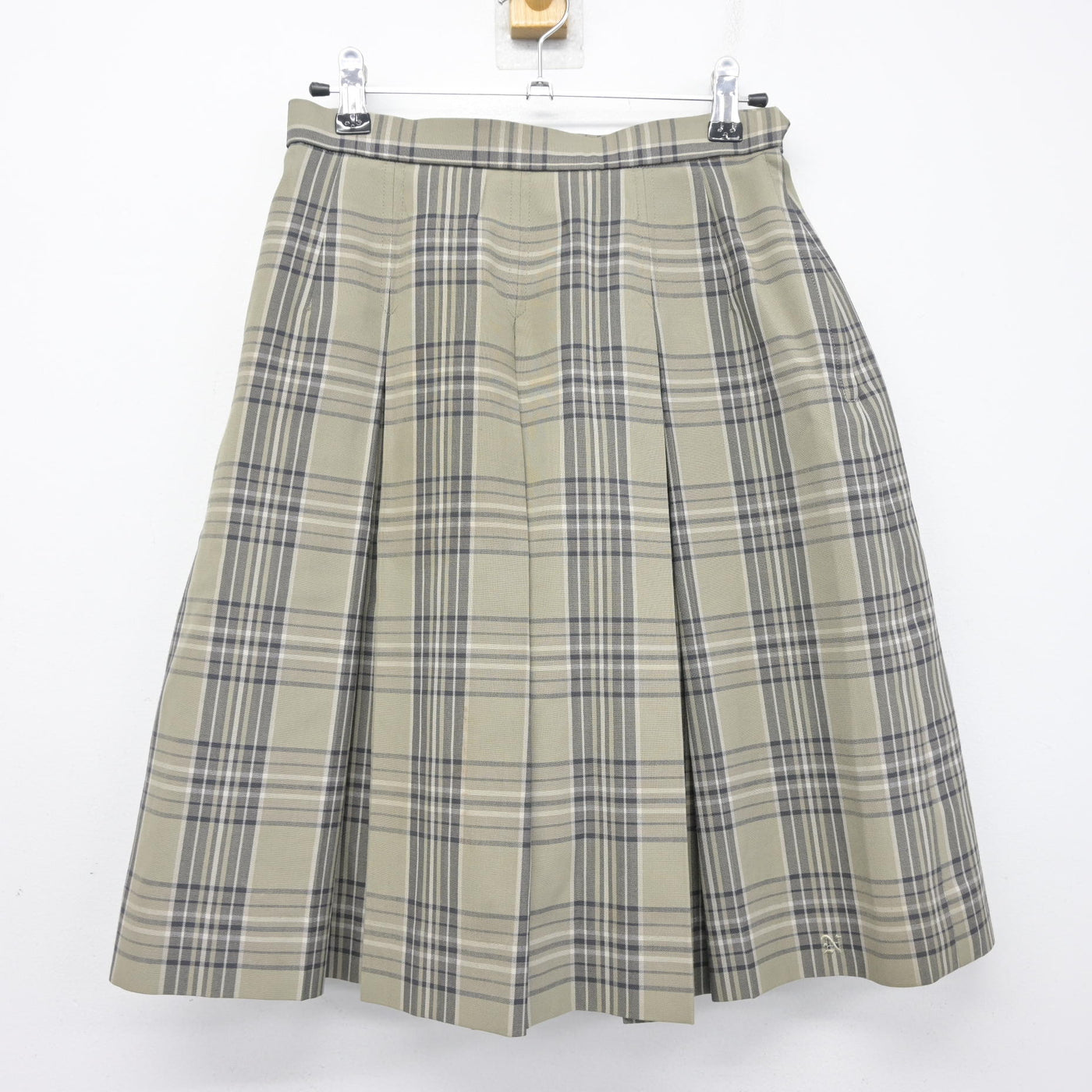 【中古】茨城県 土浦日本大学高等学校 女子制服 2点 (ニットベスト・スカート) sf099600