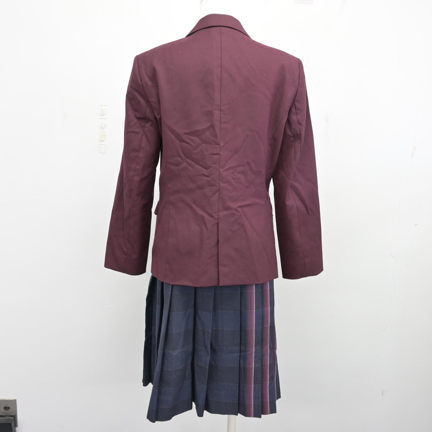 【中古】愛媛県 丹原高等学校 女子制服 3点 (ブレザー・スカート) sf099708