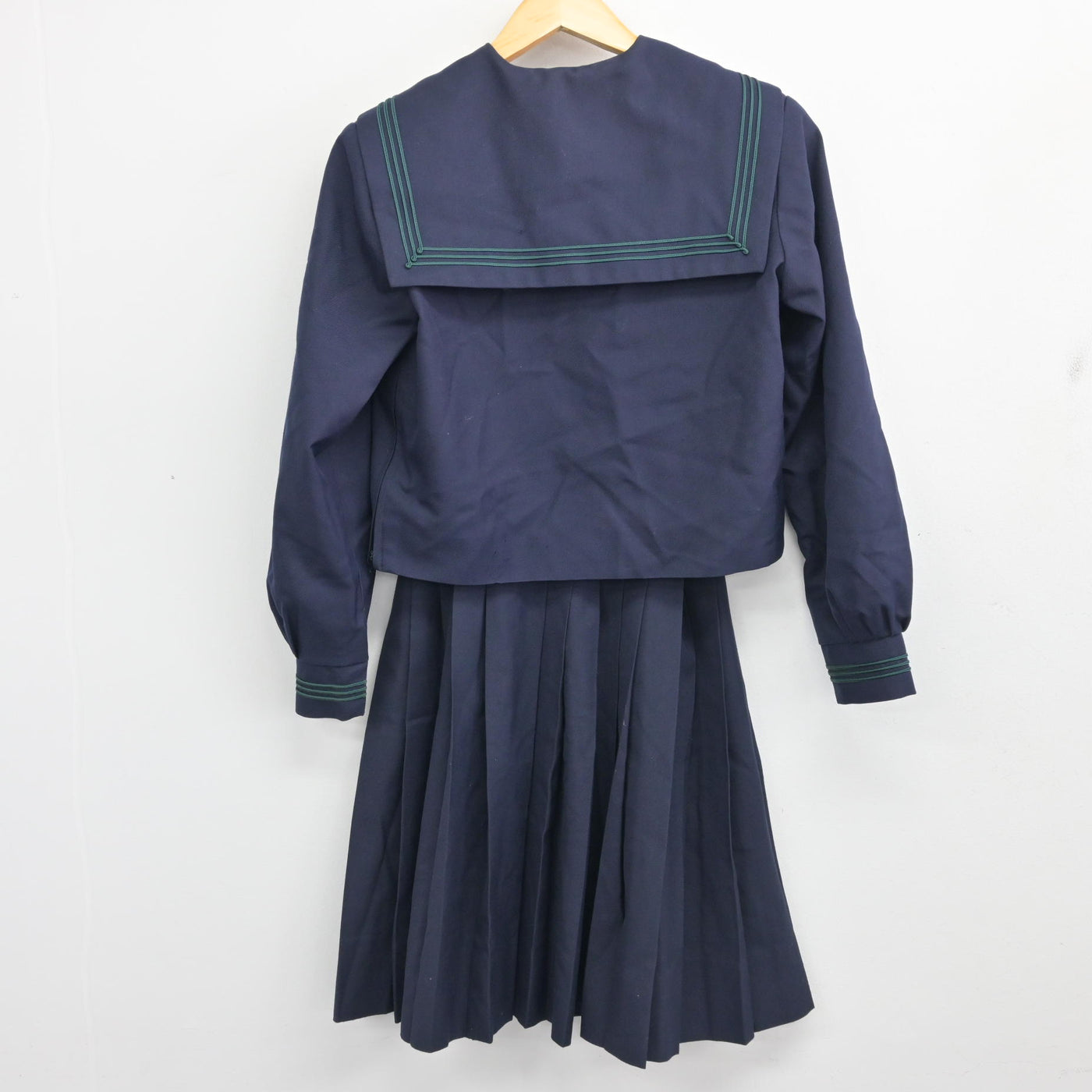 【中古】大阪府 道明寺中学校 女子制服 3点 (セーラー服・スカート) sf099745