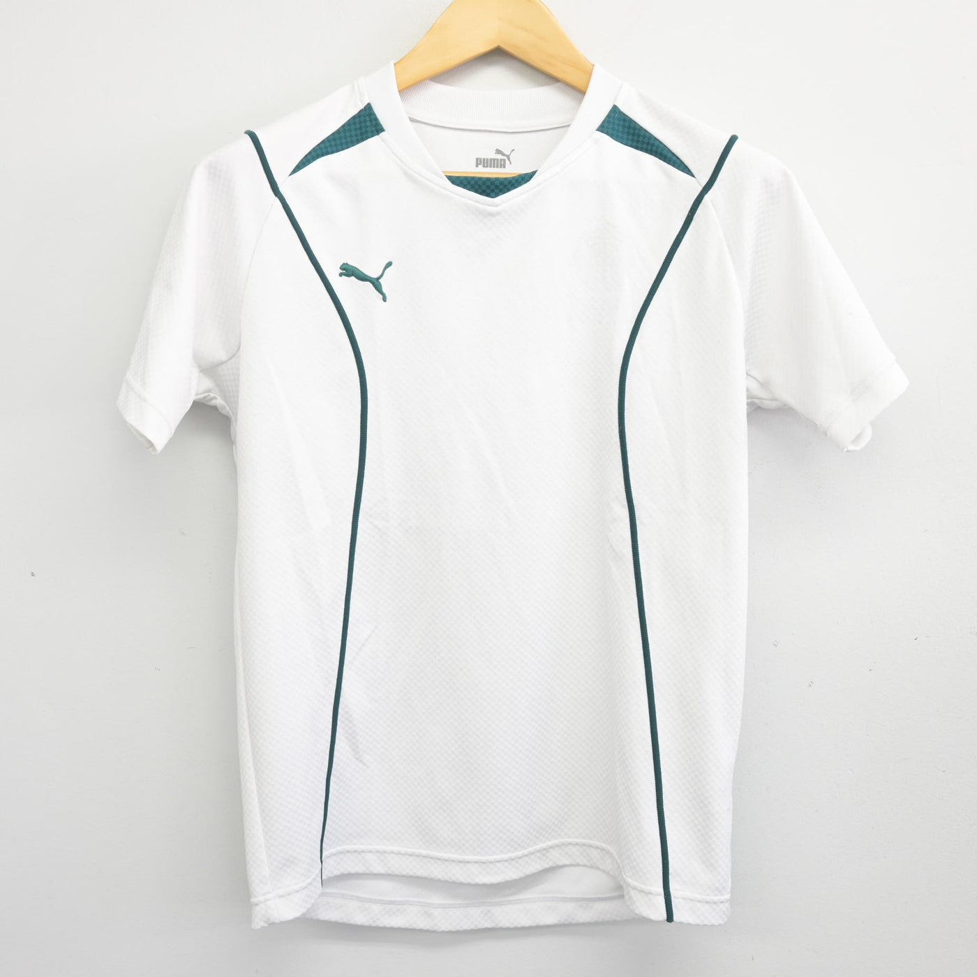 【中古】大阪府 大阪桐蔭高等学校 女子制服 2点 (体操服 上・体操服 下) sf099751