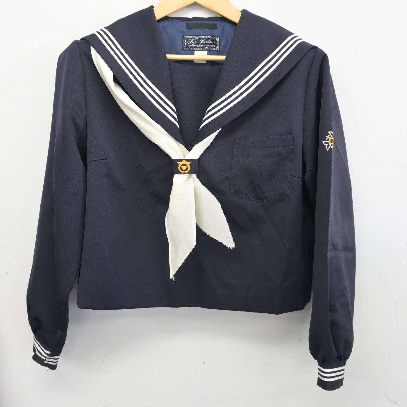 【中古】宮城県 南方中学校 女子制服 3点 (セーラー服・スカート) sf099755