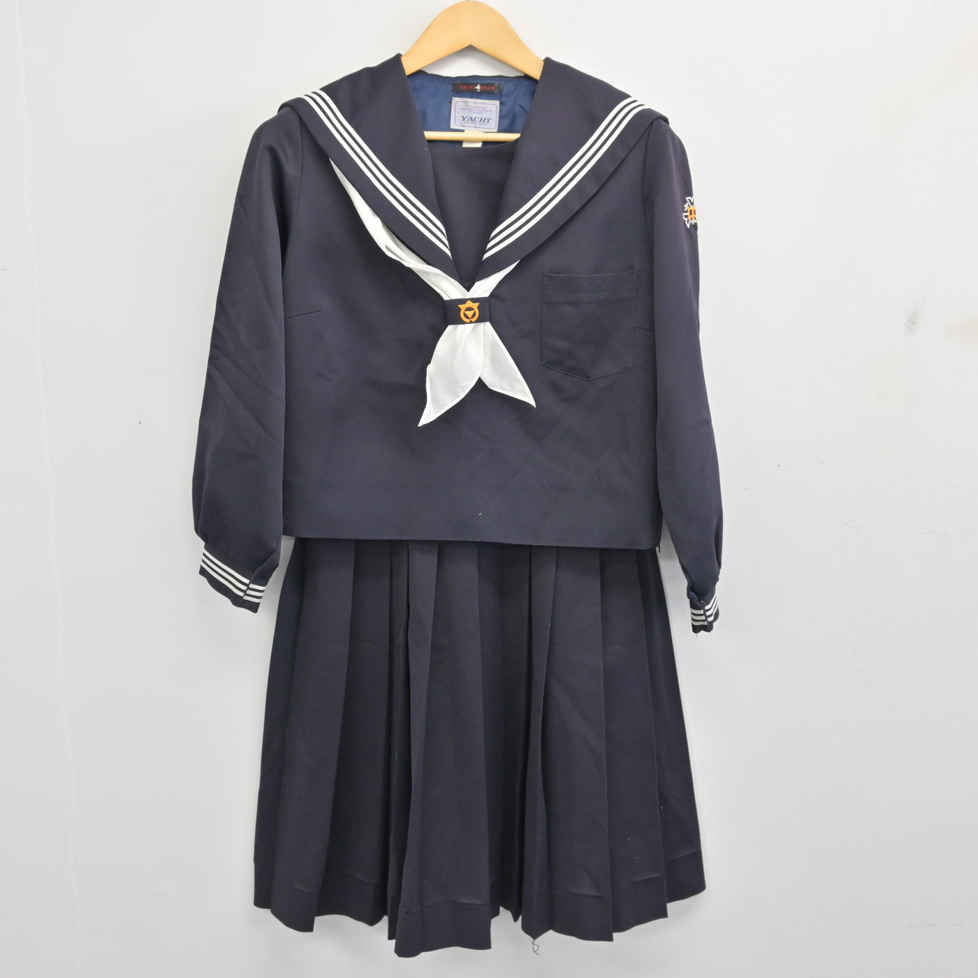 【中古】宮城県 南方中学校 女子制服 3点 (セーラー服・スカート) sf099756
