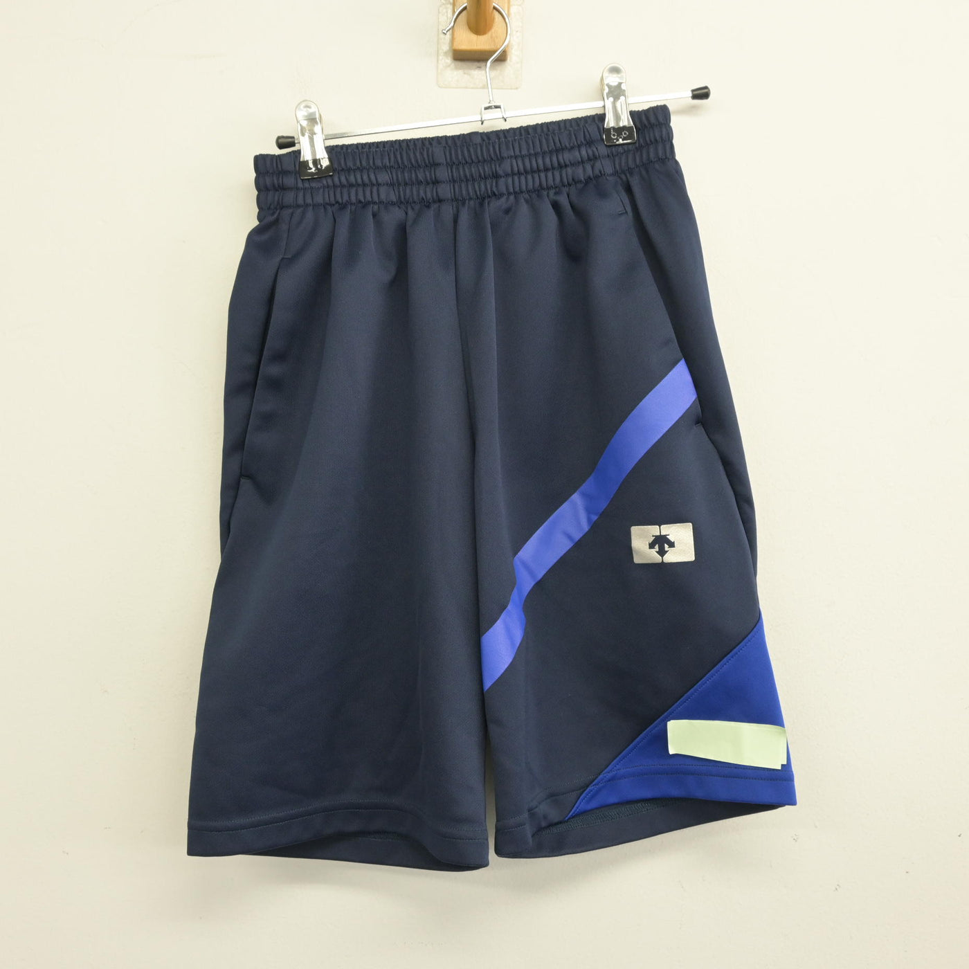 【中古】熊本県 菊池高等学校 女子制服 3点 (体操服 上・体操服 下) sf099763