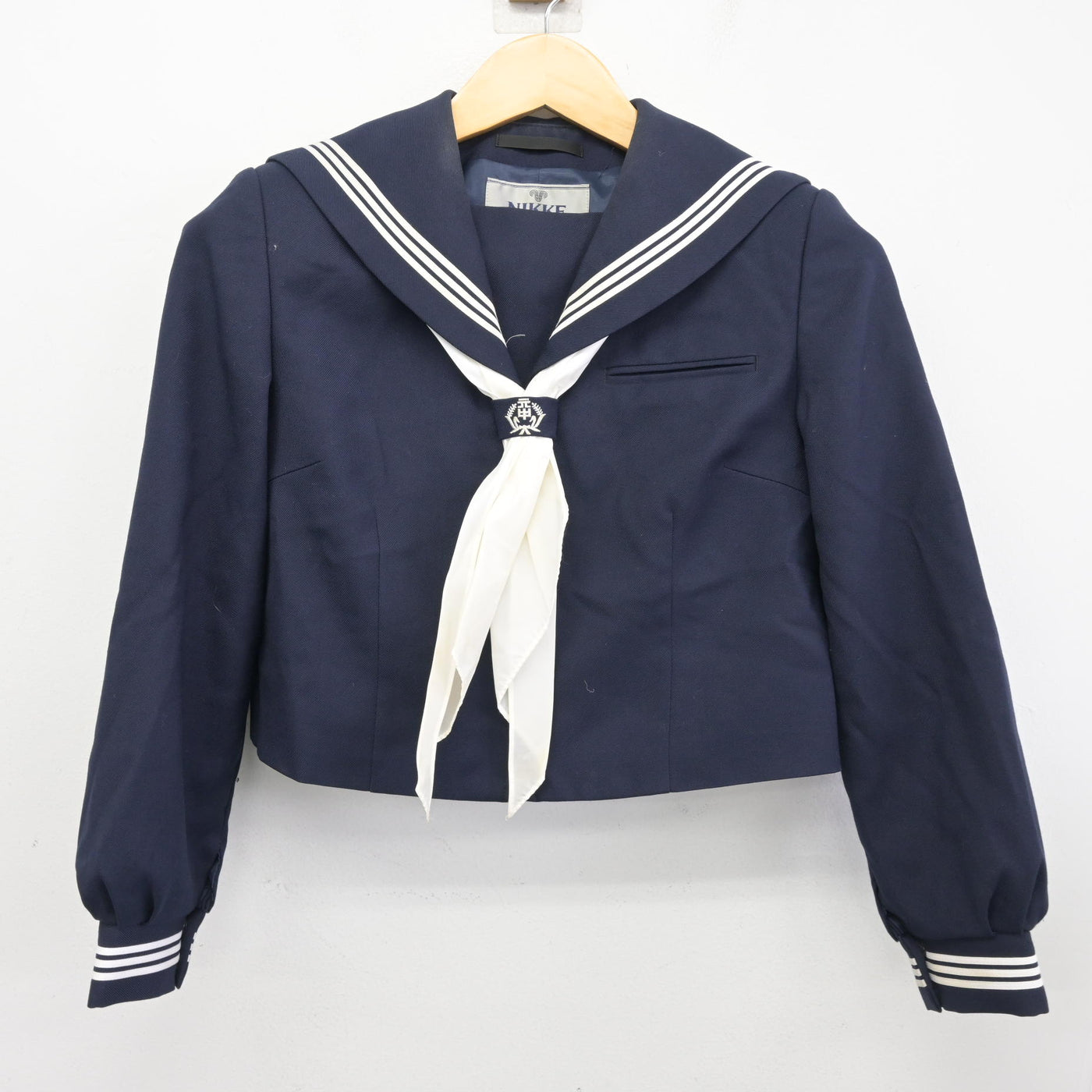 【中古】埼玉県 元郷中学校 女子制服 3点 (セーラー服・スカート) sf099788