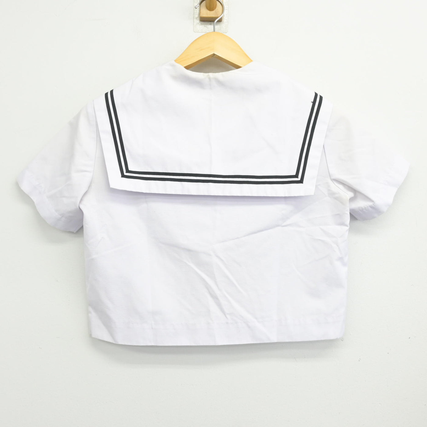 【中古】愛知県 志段味中学校 女子制服 2点 (セーラー服・スカート) sf099815