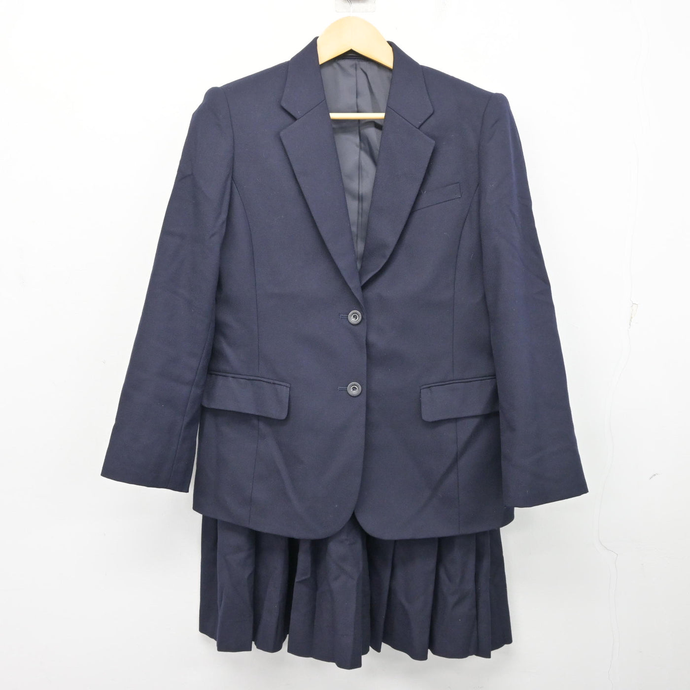 【中古】大阪府 市岡高等学校 女子制服 2点 (ブレザー・スカート) sf099860