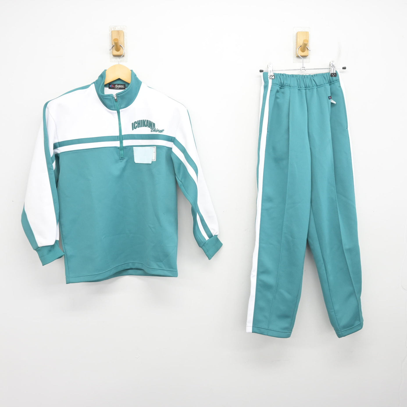 【中古】千葉県 市川市立第三中学校 女子制服 2点 (ジャージ 上・ジャージ 下) sf099926