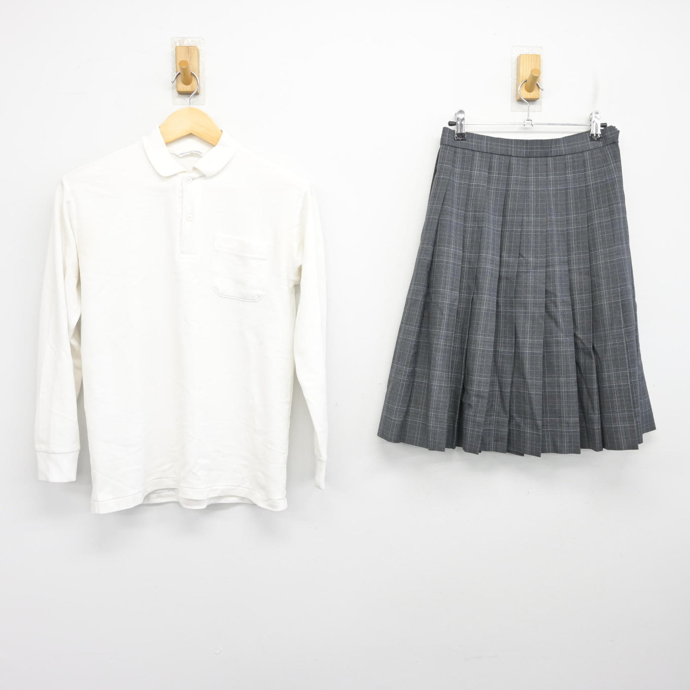 【中古】大阪府 中宮中学校 女子制服 3点 (ブレザー・シャツ・スカート) sf099931