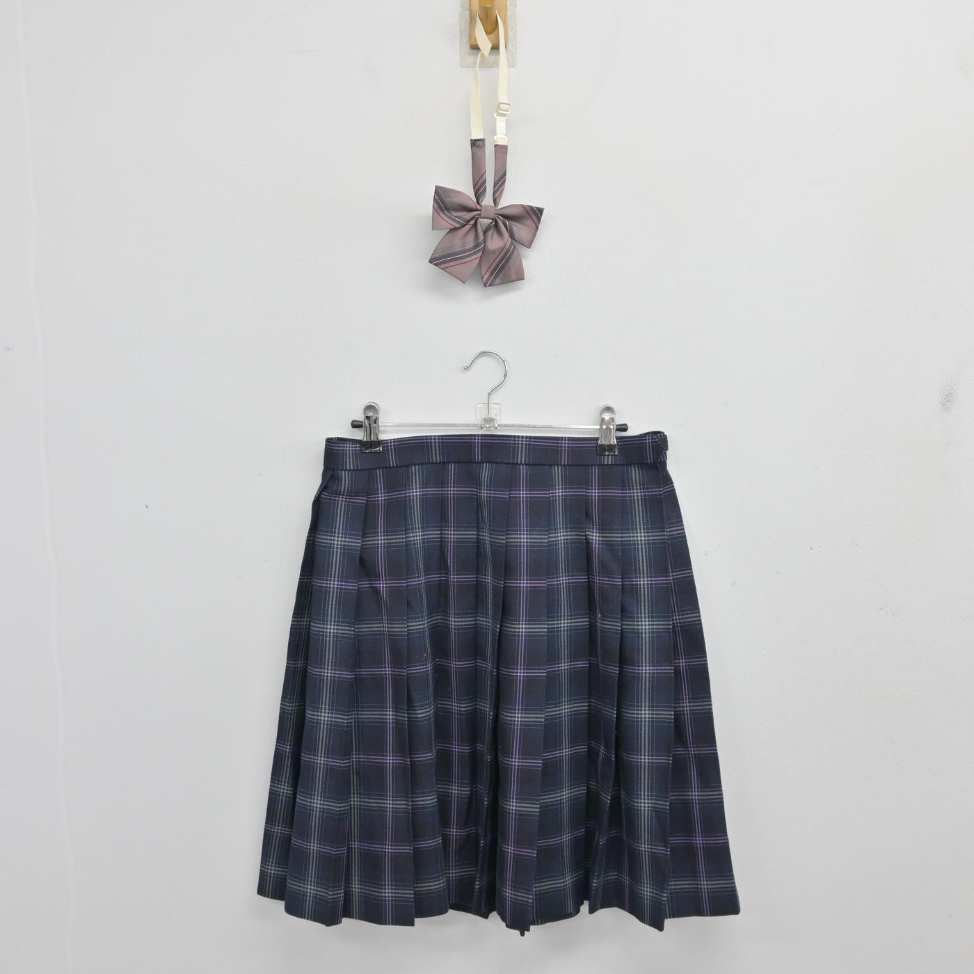 飛鳥未来 制服 スカート 中古】 飛鳥未来高等学校 女子制服 2点 (スカート) sf099940 | 中古